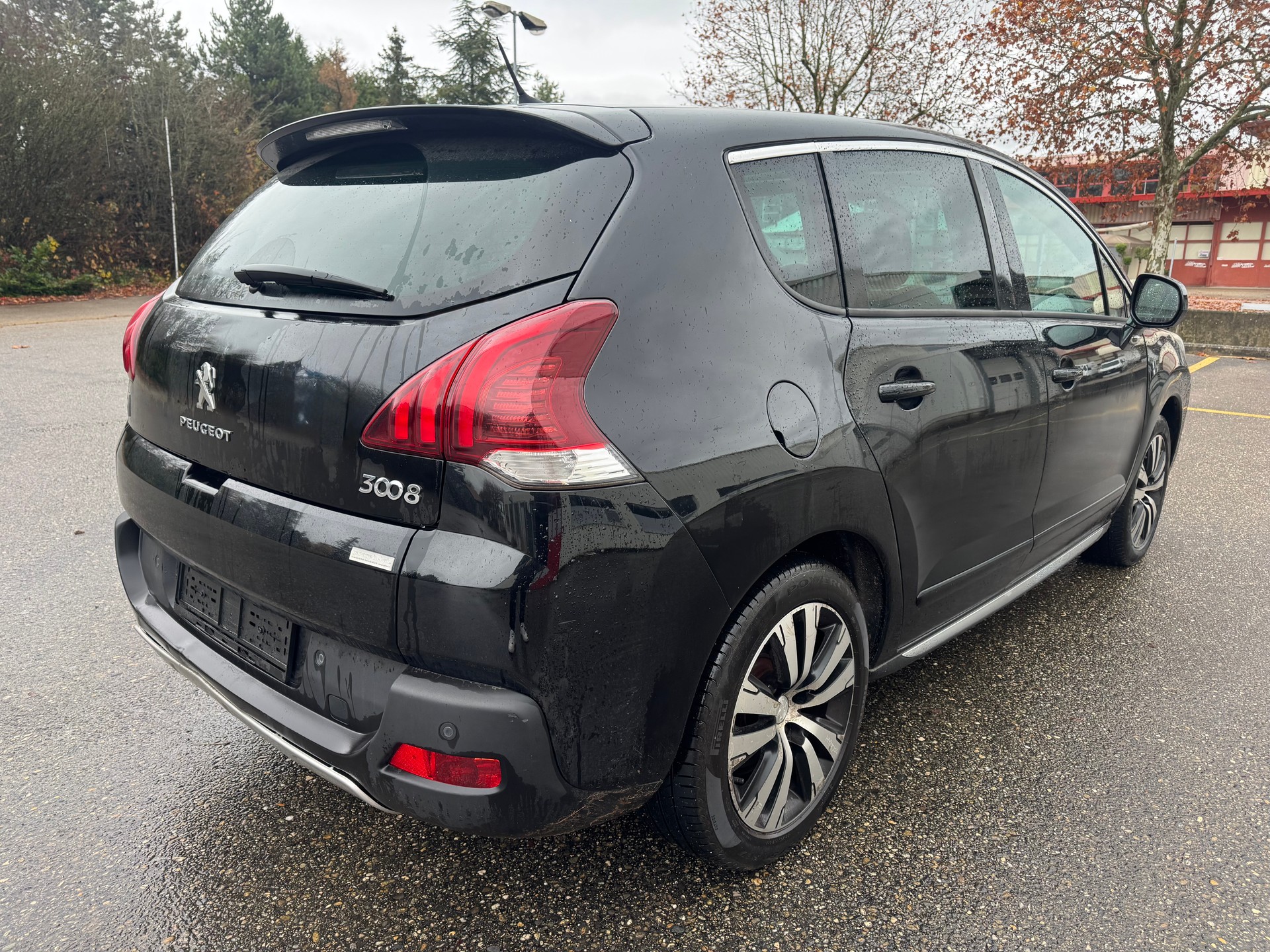 PEUGEOT 3008 HYbrid4 2.0 HDI ETG6-image-6