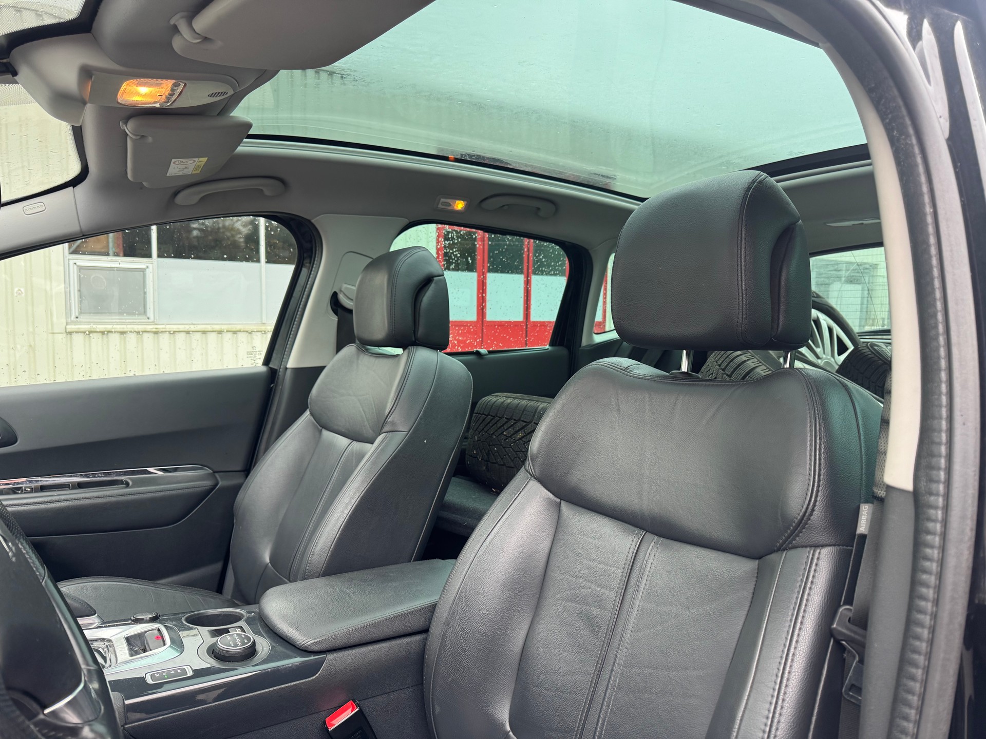PEUGEOT 3008 HYbrid4 2.0 HDI ETG6-image-8