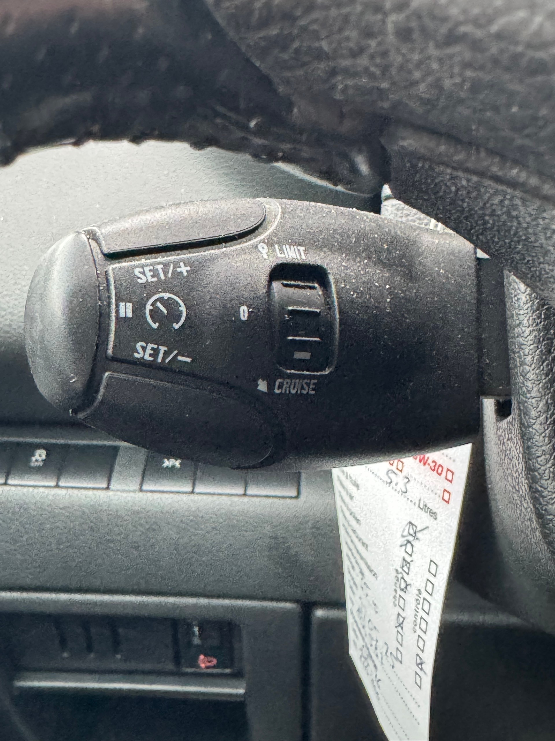 PEUGEOT 3008 HYbrid4 2.0 HDI ETG6-image-14