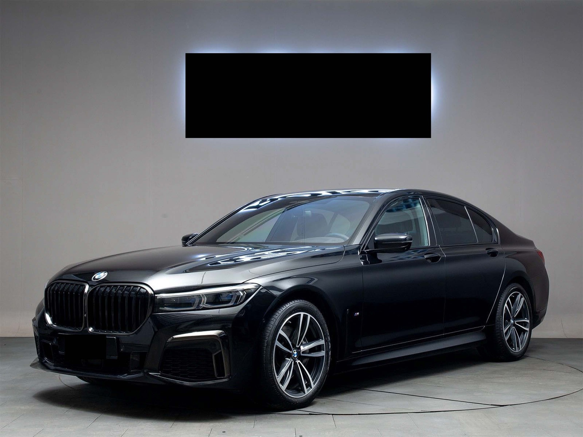 BMW 730d xD M-Sport 360° Standheizung, Anhängerkupplung schwenkbar-image-1