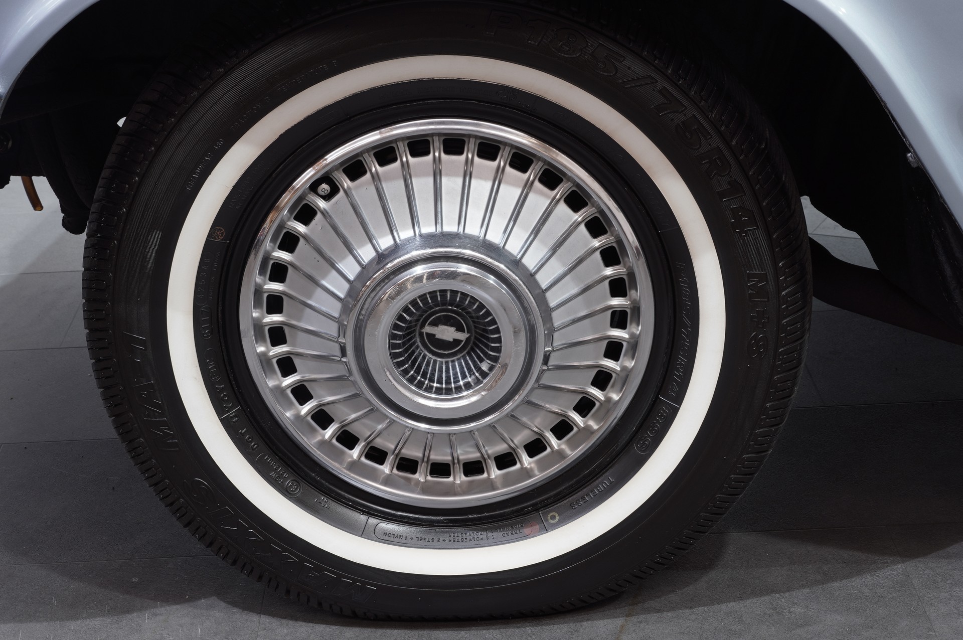 CHEVROLET Impala-image-14