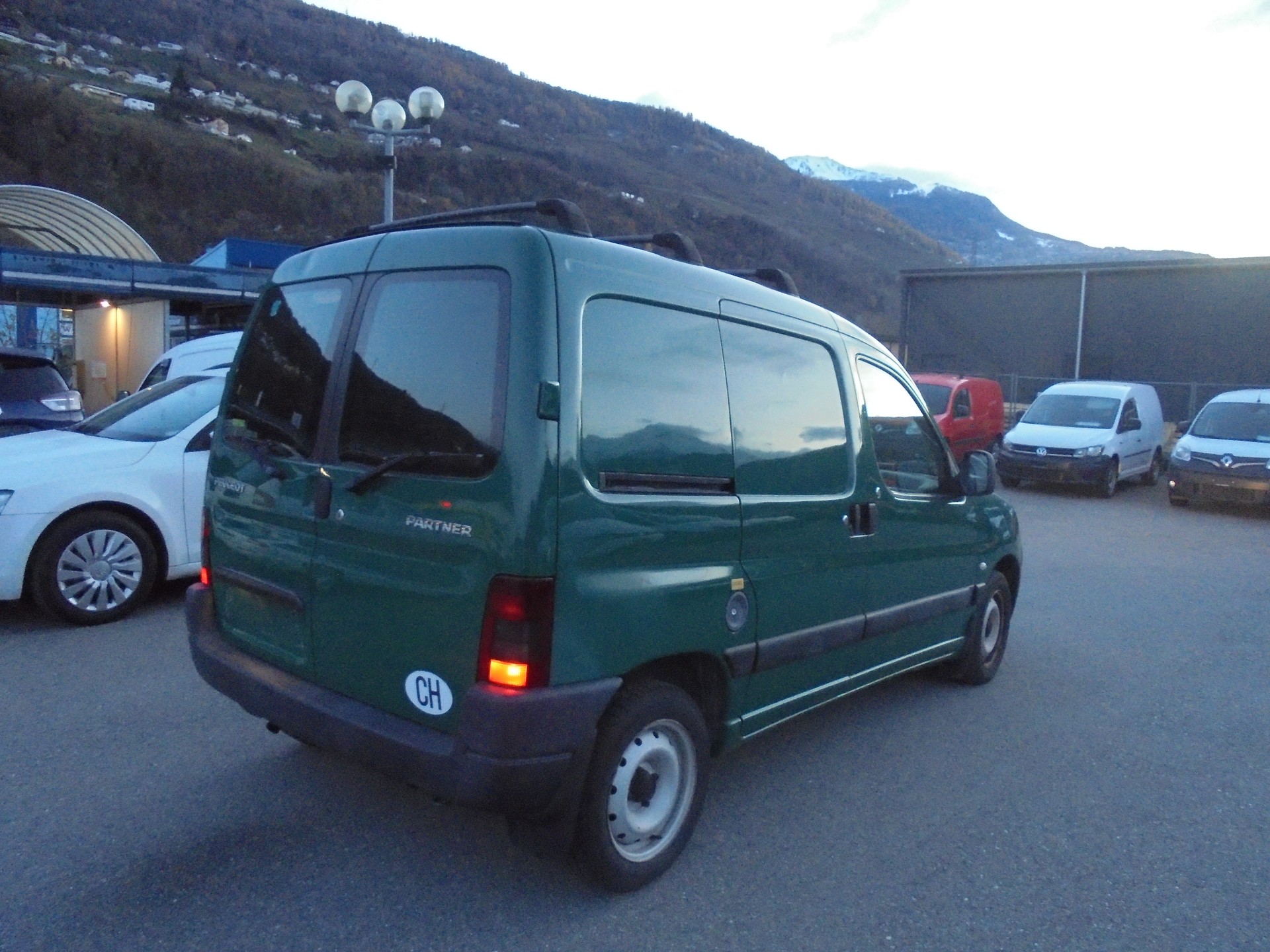 PEUGEOT Partner 1.9D 170C Swiss Pack-image-3