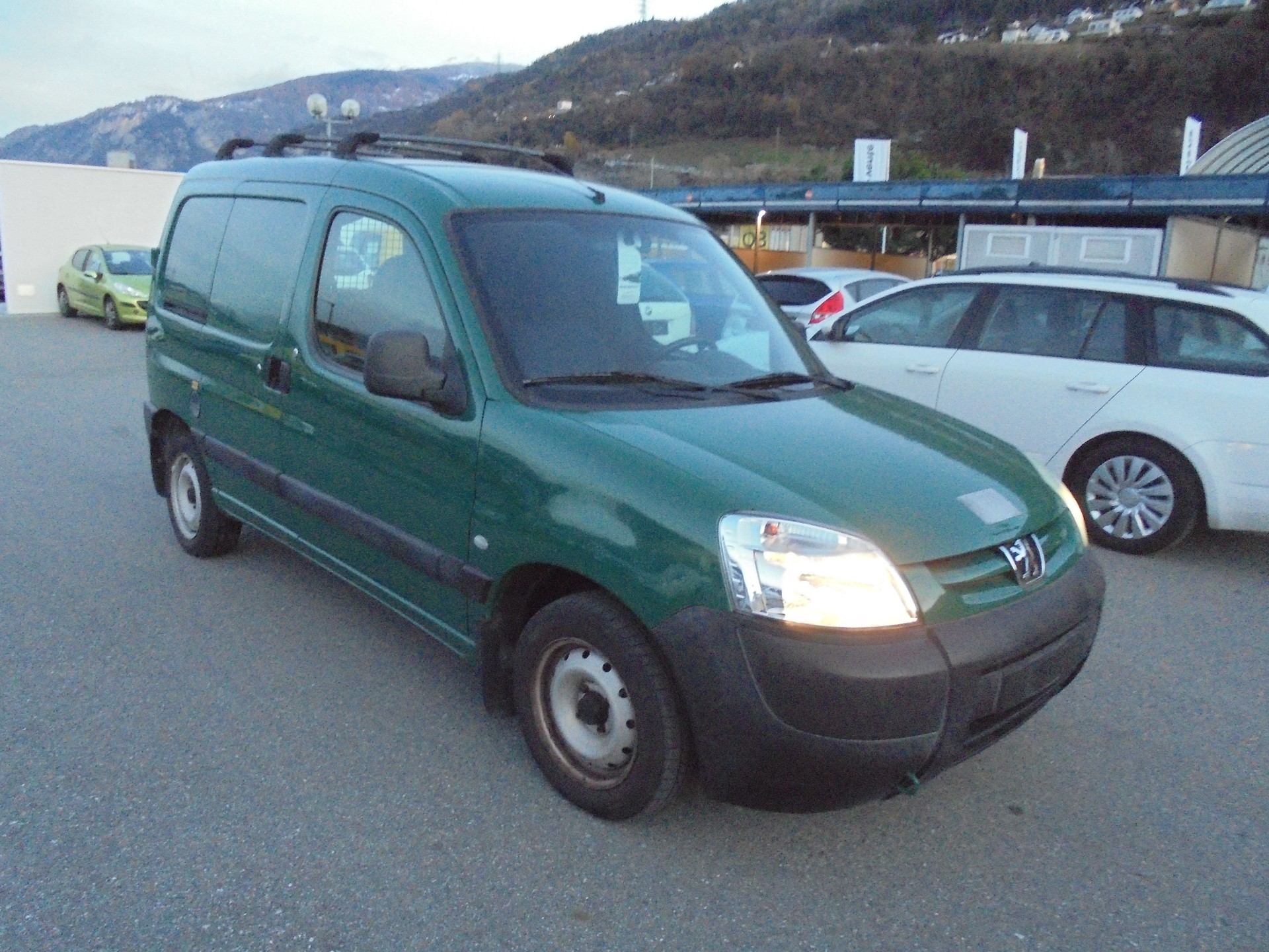 PEUGEOT Partner 1.9D 170C Swiss Pack-image-1