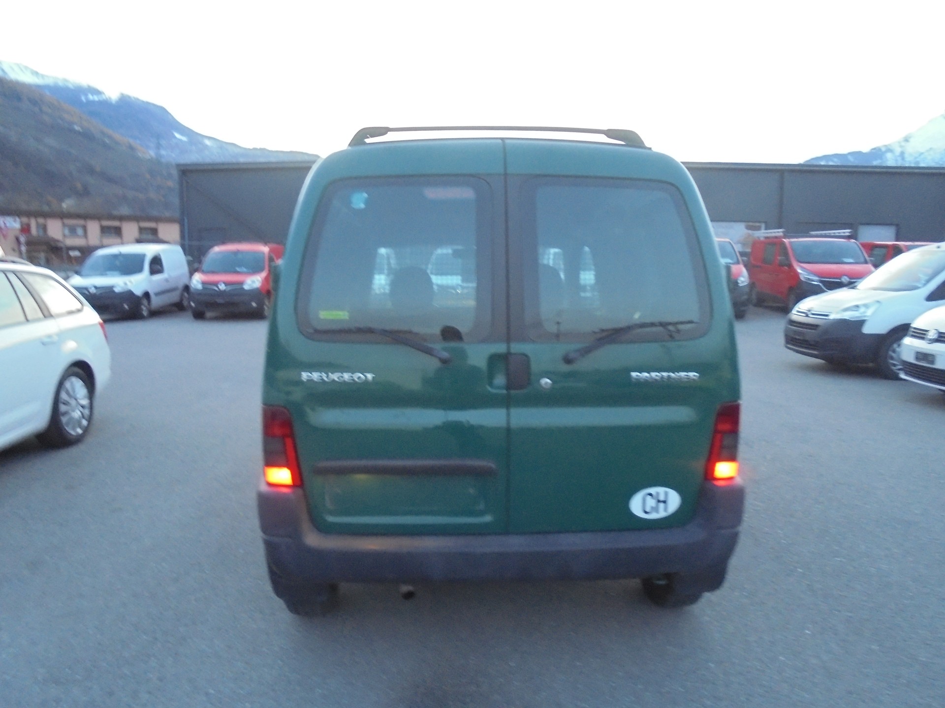 PEUGEOT Partner 1.9D 170C Swiss Pack-image-4