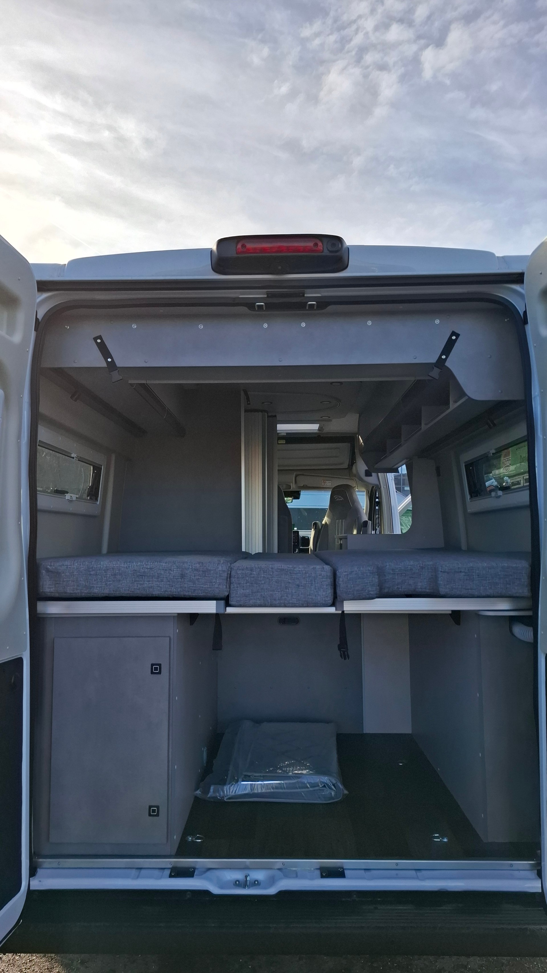 PÖSSL Summit Shine 600 LR Automatique 6 mètres (Chauffage diesel, Pack Hiver)-image-10