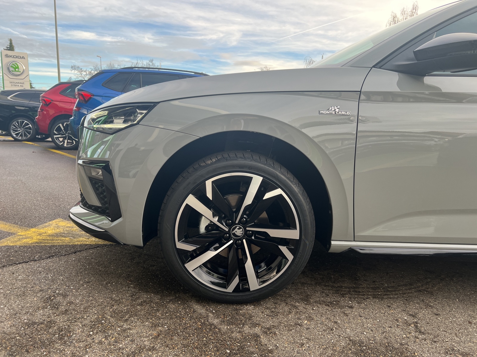 SKODA Scala 1.5 TSI Monte Carlo DSG-image-10