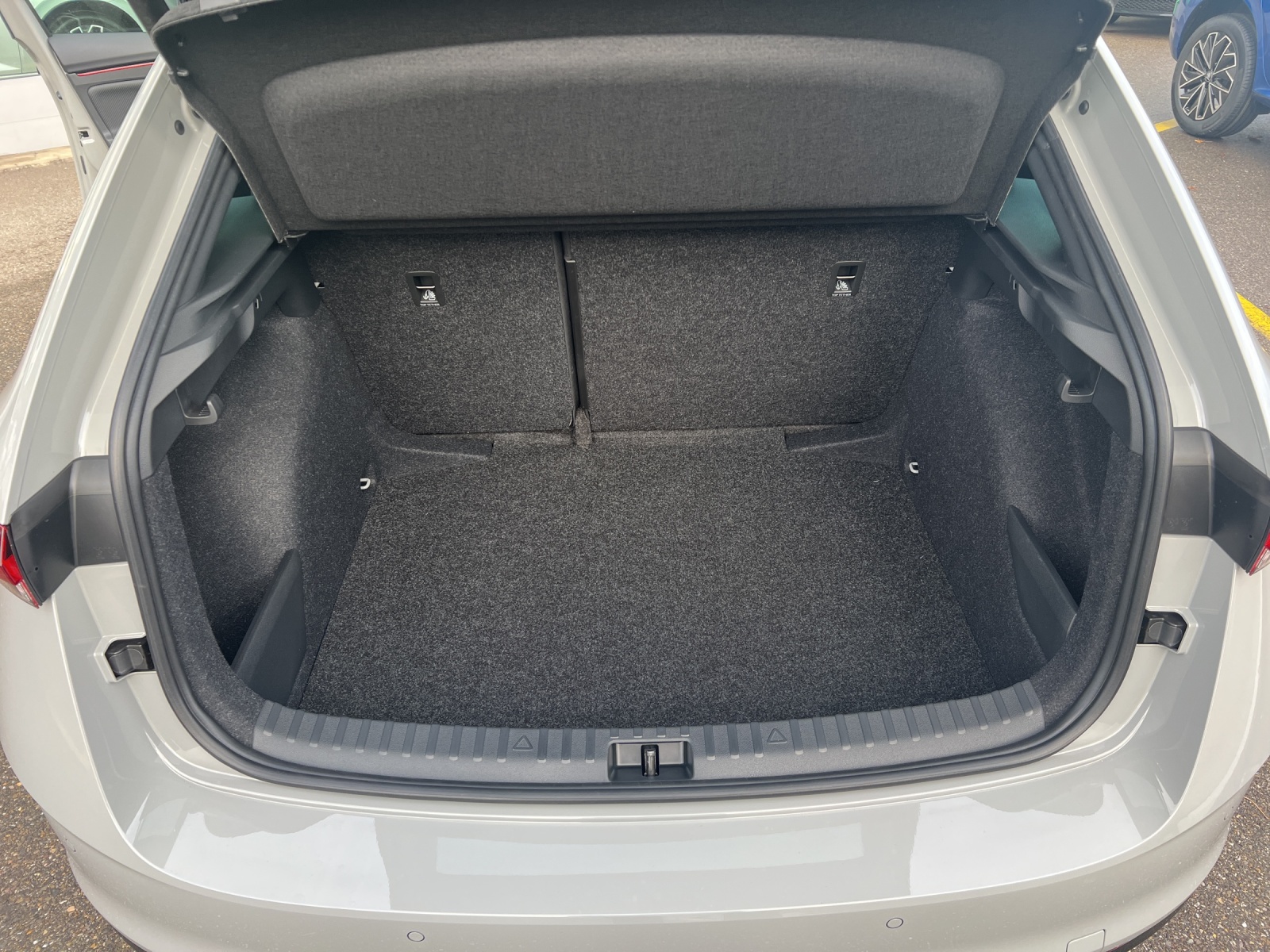 SKODA Scala 1.5 TSI Monte Carlo DSG-image-9
