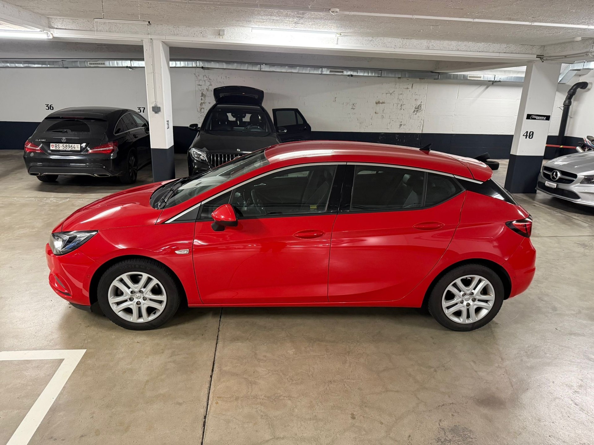 OPEL Astra 1.6i Turbo Excellence-image-3