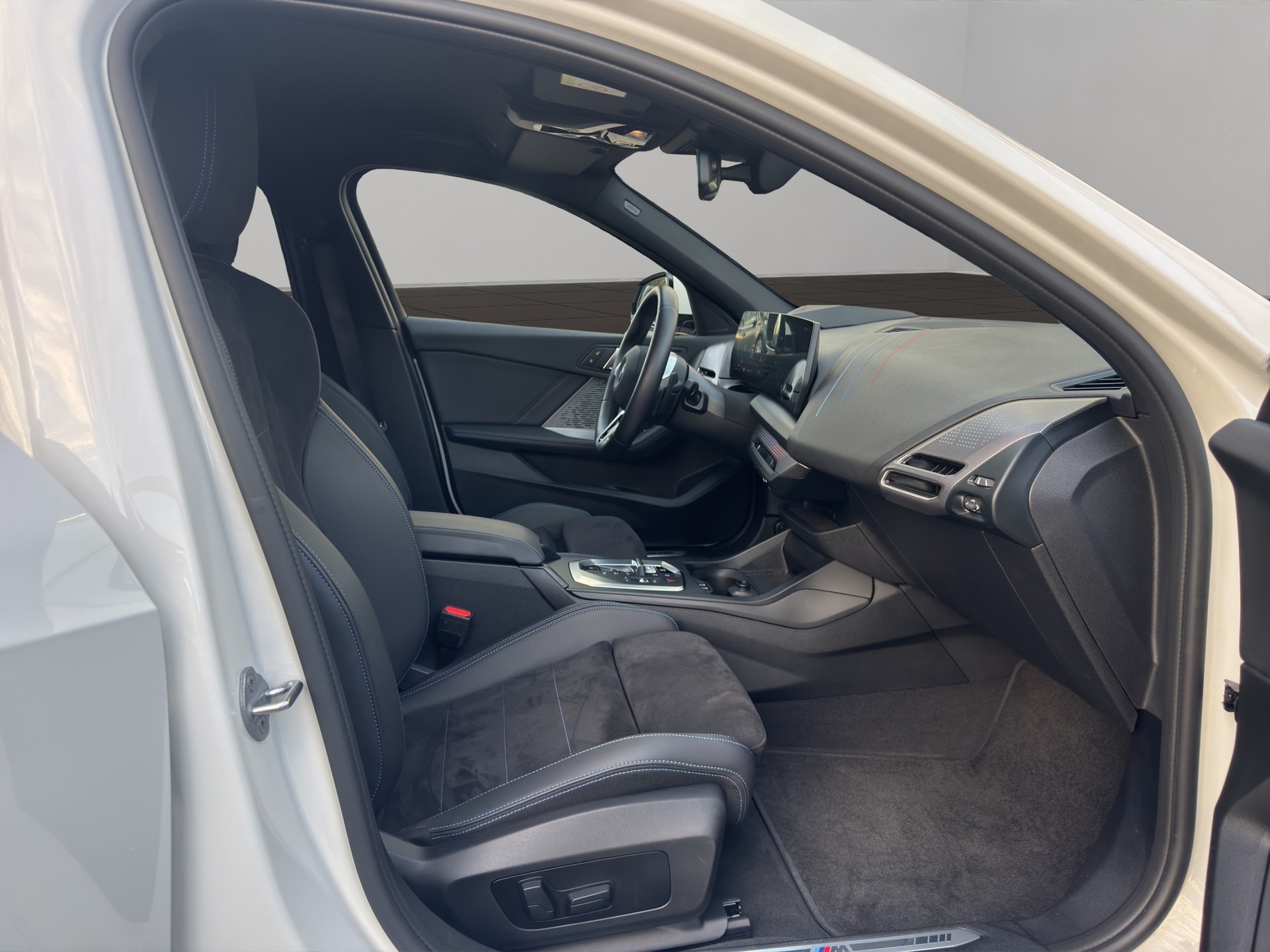 BMW 123 xDrive M Sport Steptronic-image-20