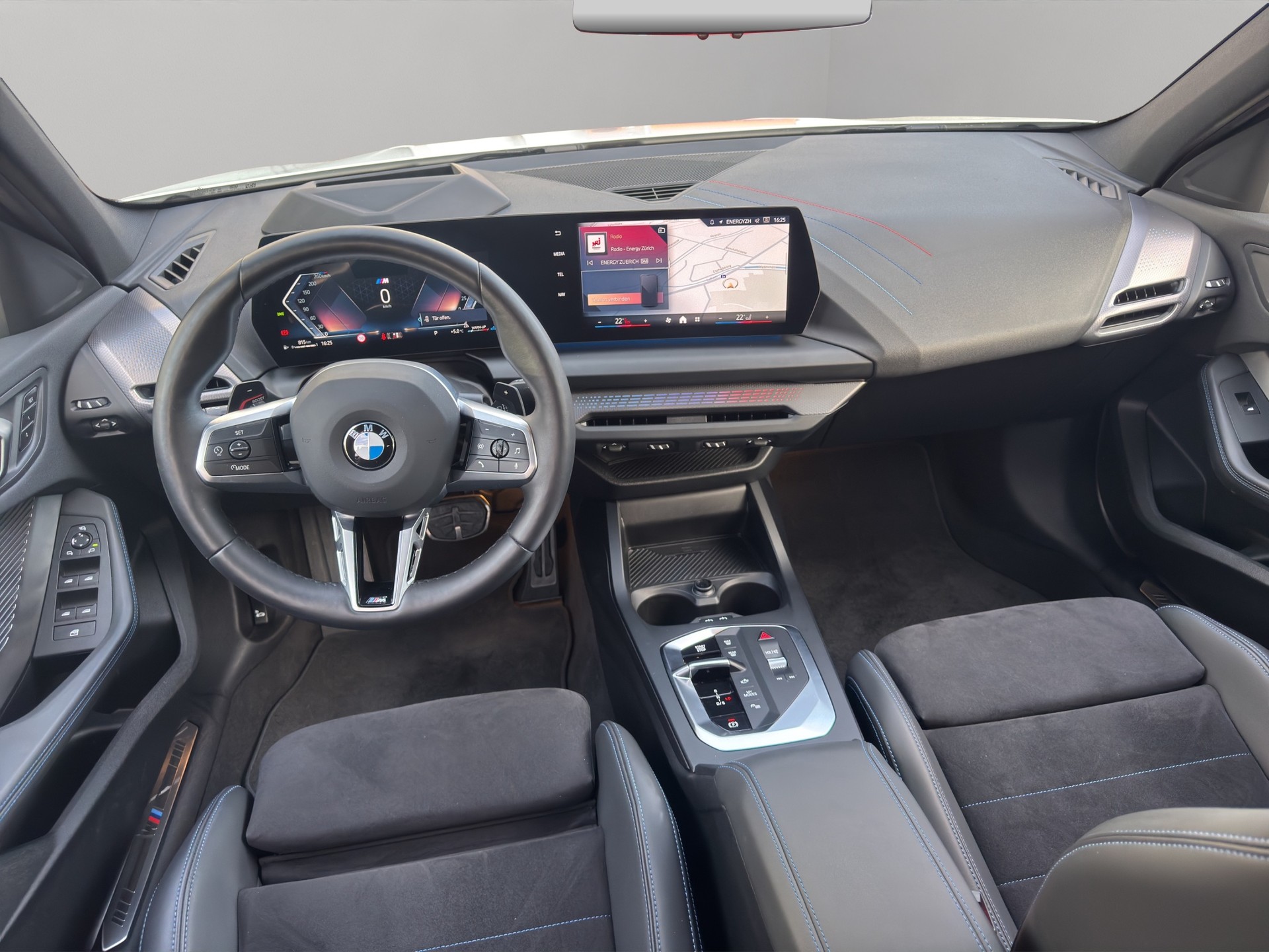 BMW 123 xDrive M Sport Steptronic-image-10