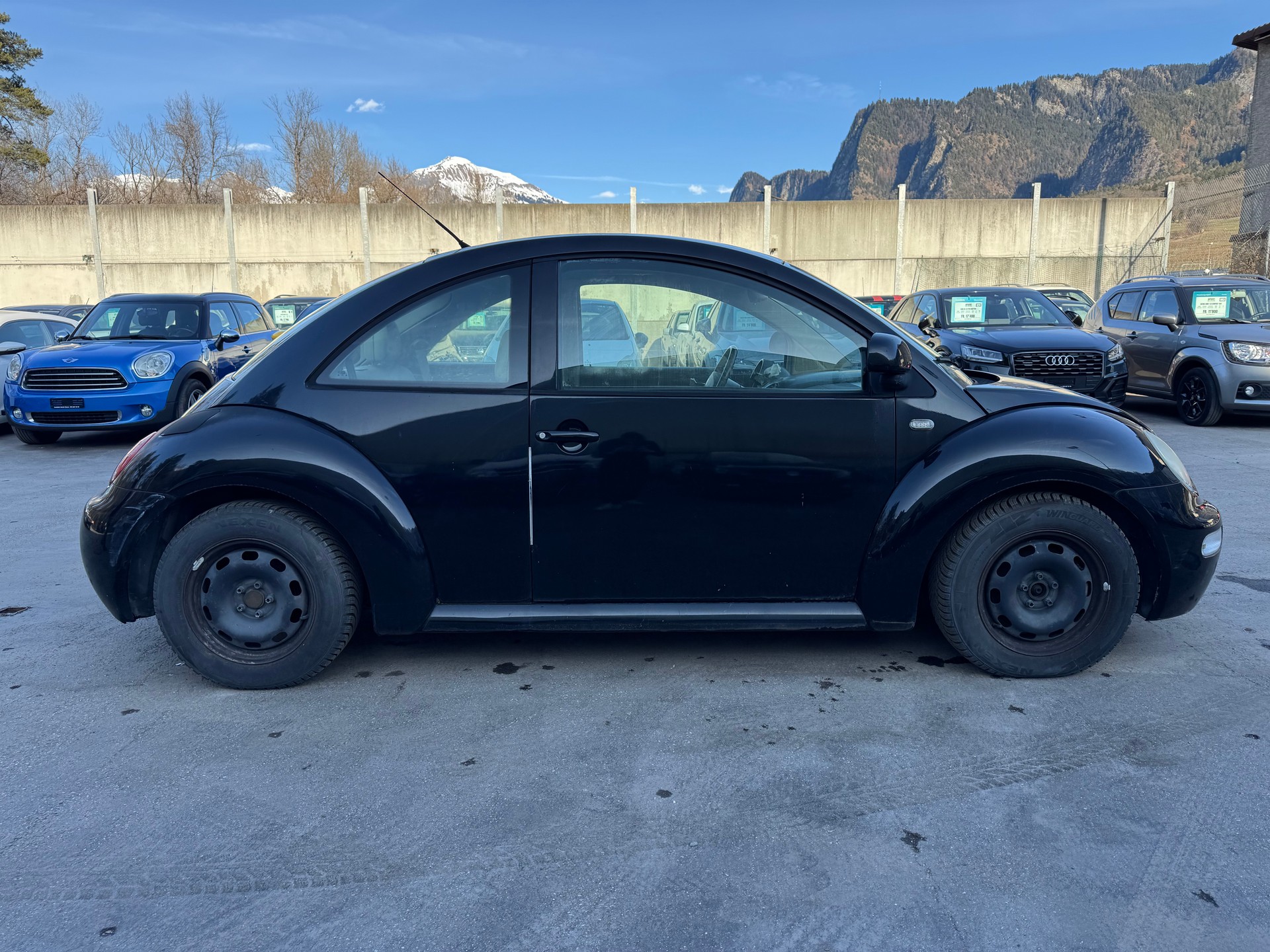 VW Beetle 2.0-image-2