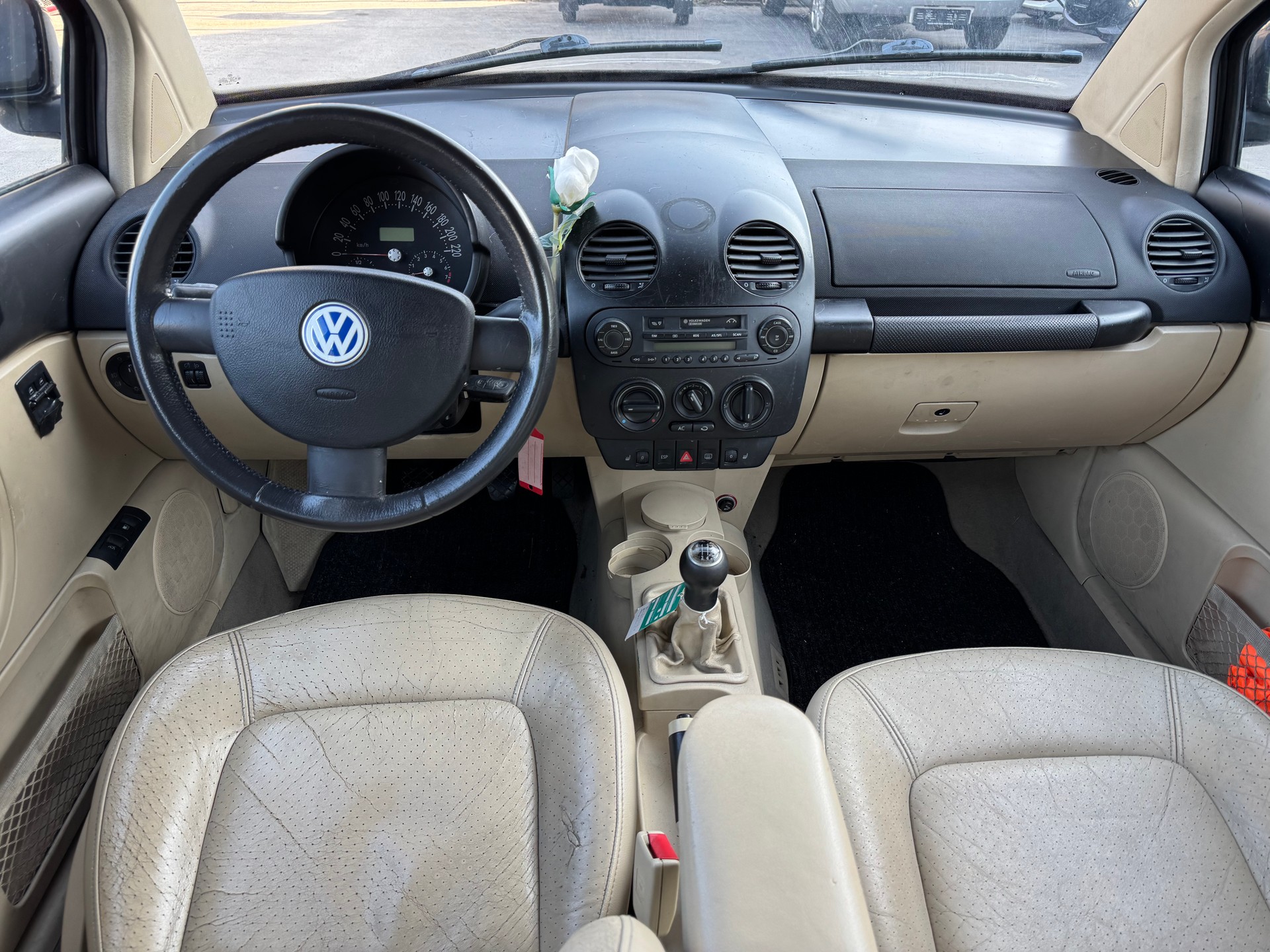 VW Beetle 2.0-image-10