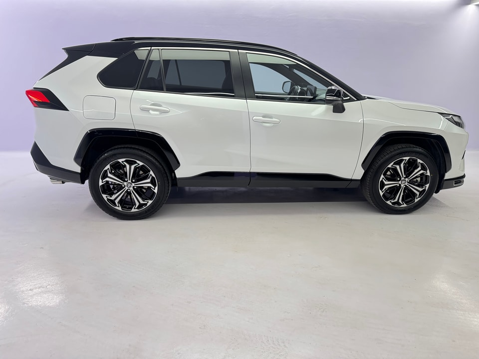 RAV4 Plug-in Hybrid 2.5 Platinum AWD-i
