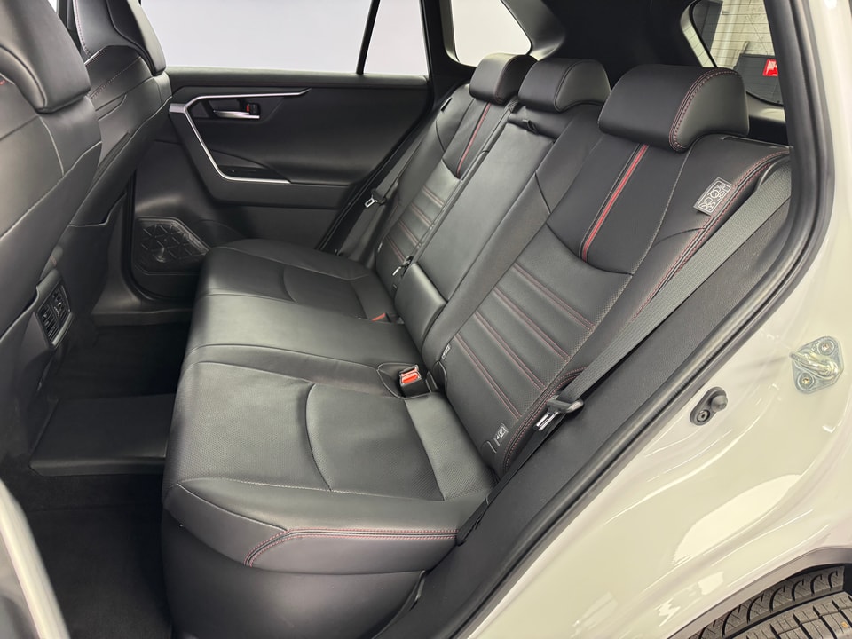 RAV4 Plug-in Hybrid 2.5 Platinum AWD-i