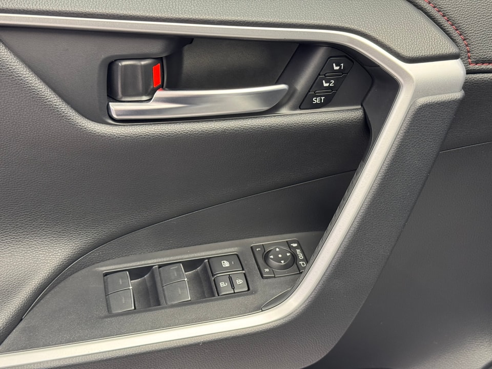 RAV4 Plug-in Hybrid 2.5 Platinum AWD-i