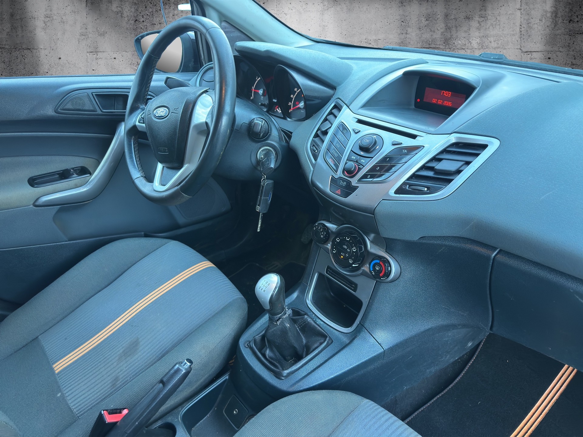 FORD Fiesta 1.4 16V Trend-image-9