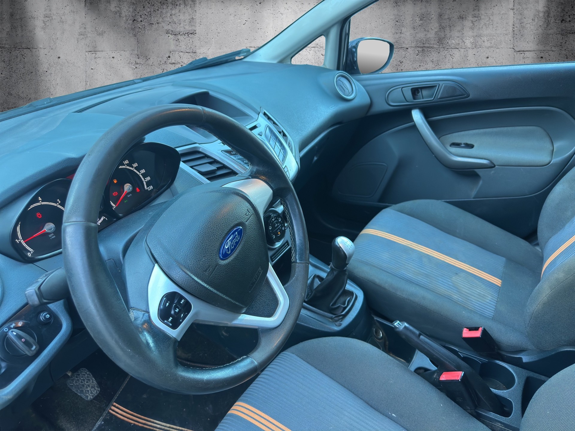 FORD Fiesta 1.4 16V Trend-image-8