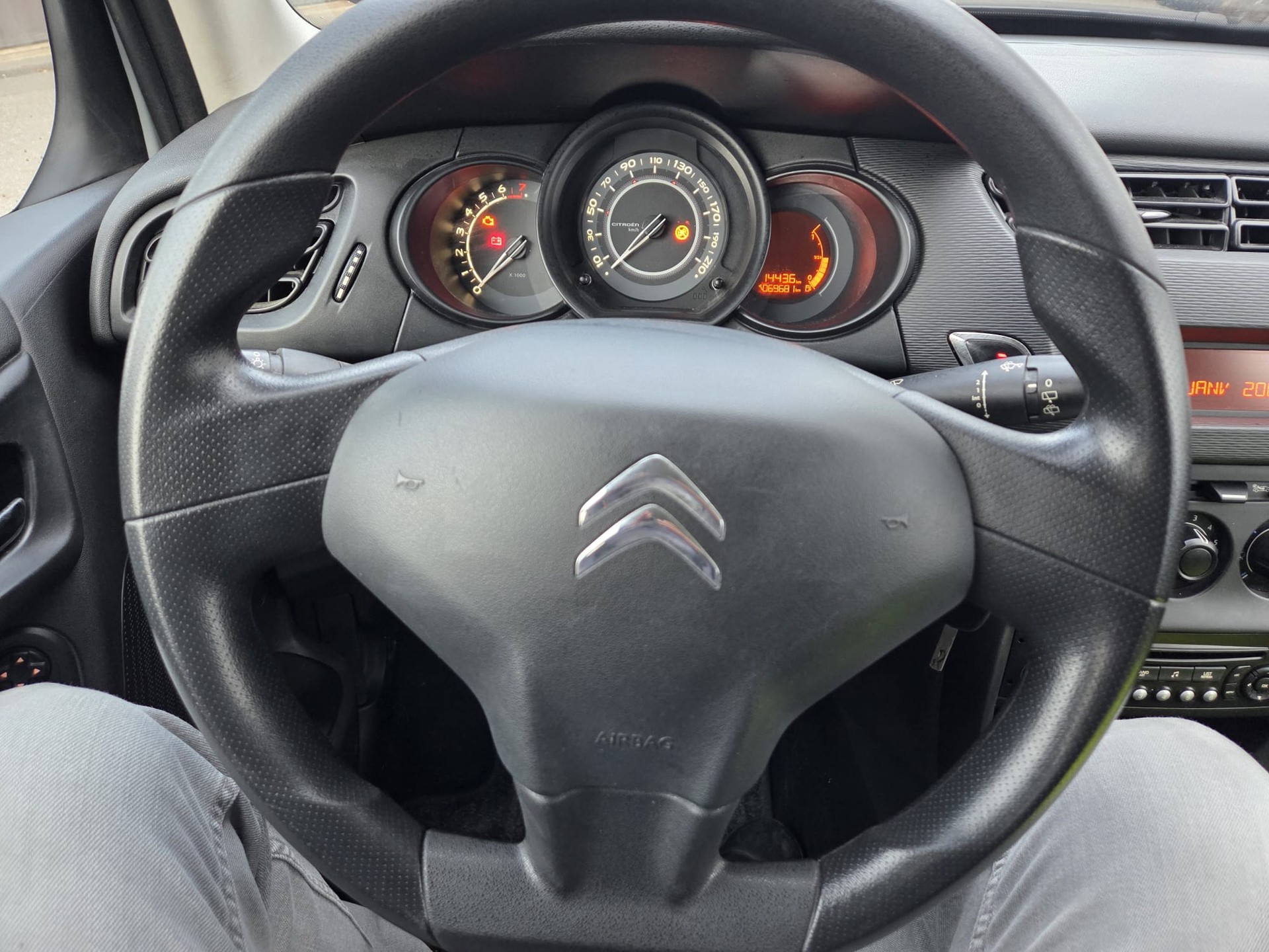 CITROEN C3 1.4i Chic ** 69000km ** Expertise du jour ** Frish MFK-image-4