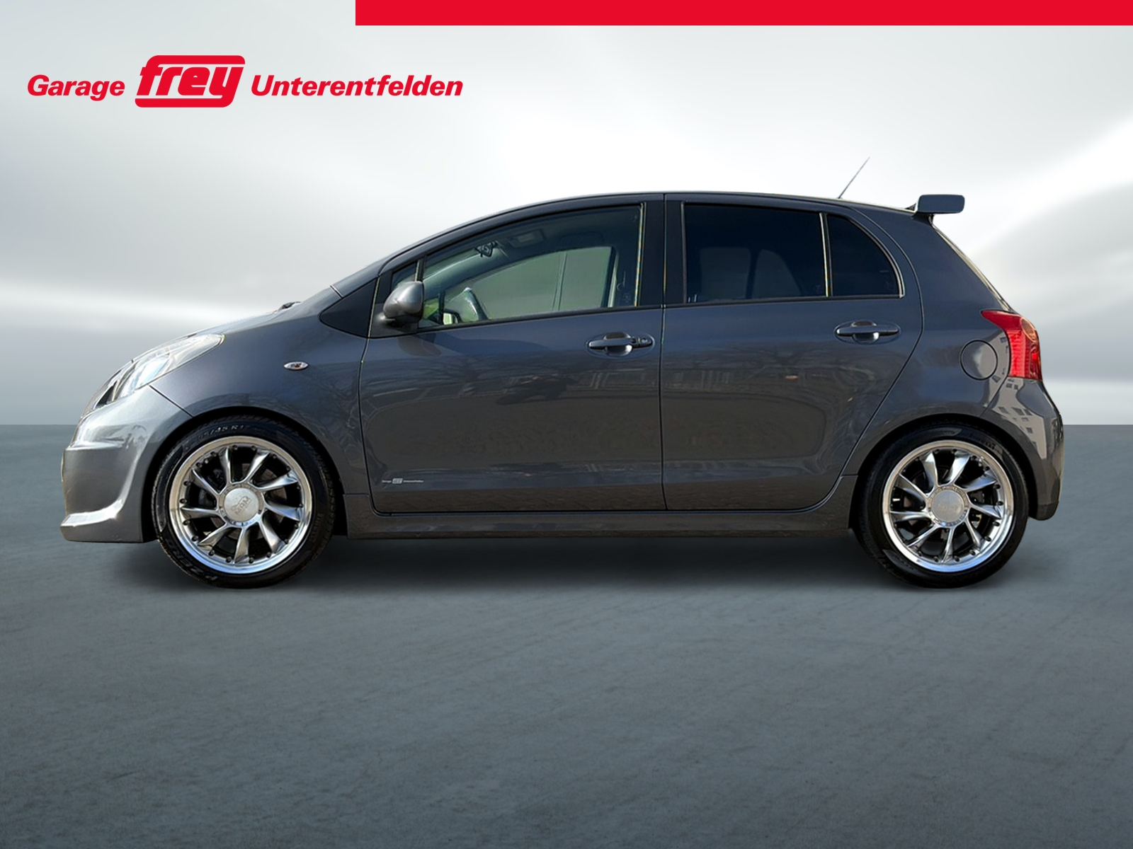 TOYOTA Yaris 1.8 TS-image-2