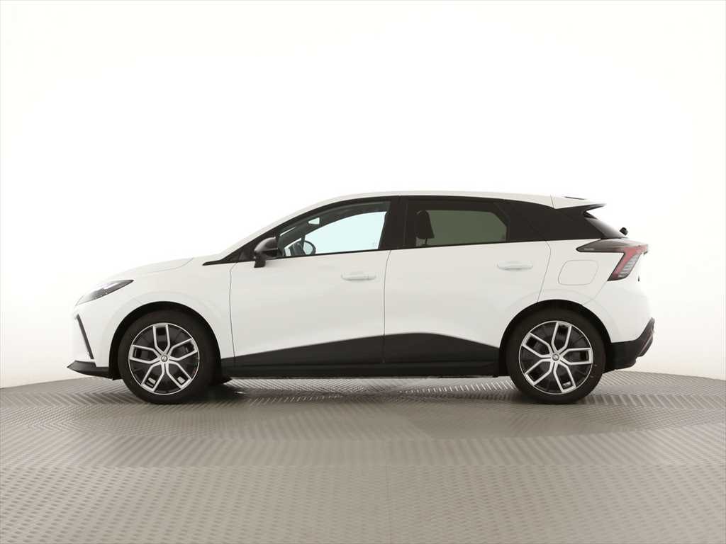 MG MG 4 64kWh Luxury-image-2