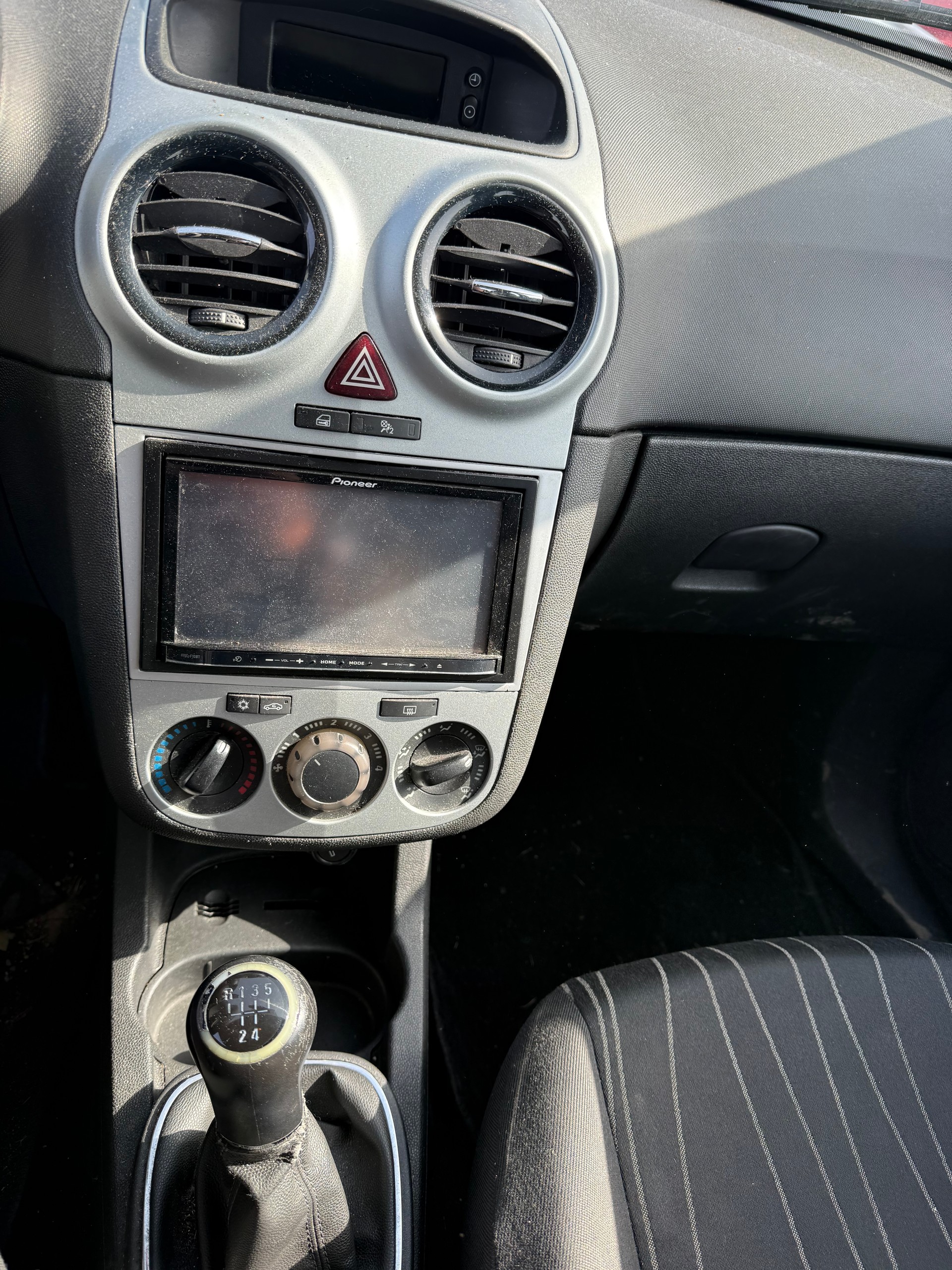 OPEL Corsa 1.2 TP-image-6