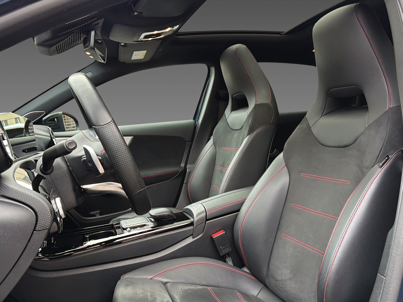 MERCEDES-BENZ A 250 4Matic-image-7