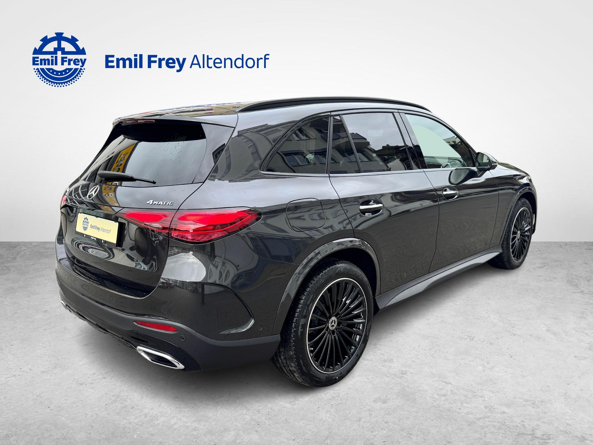 MERCEDES-BENZ GLC 220 d 4MATIC AMG Line-image-4