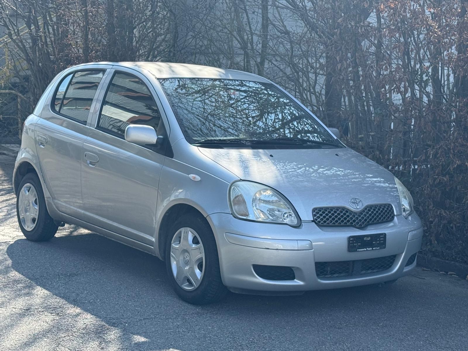 TOYOTA Yaris 1.3 Linea Sol-image-6