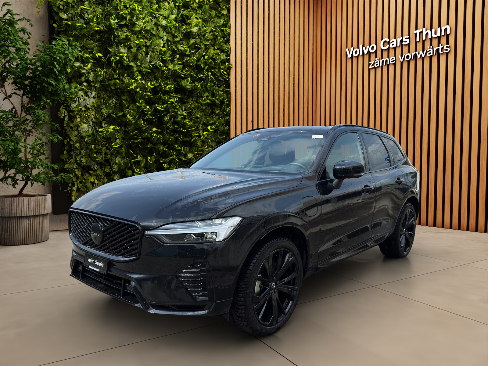 VOLVO XC60 2.0 T8 TE Black Edition eAWD-image-0