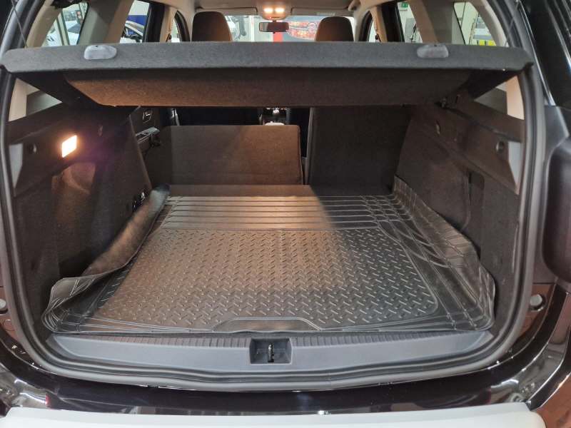 DACIA Duster 1.3 TCe 150 Prestige 4WD-image-13