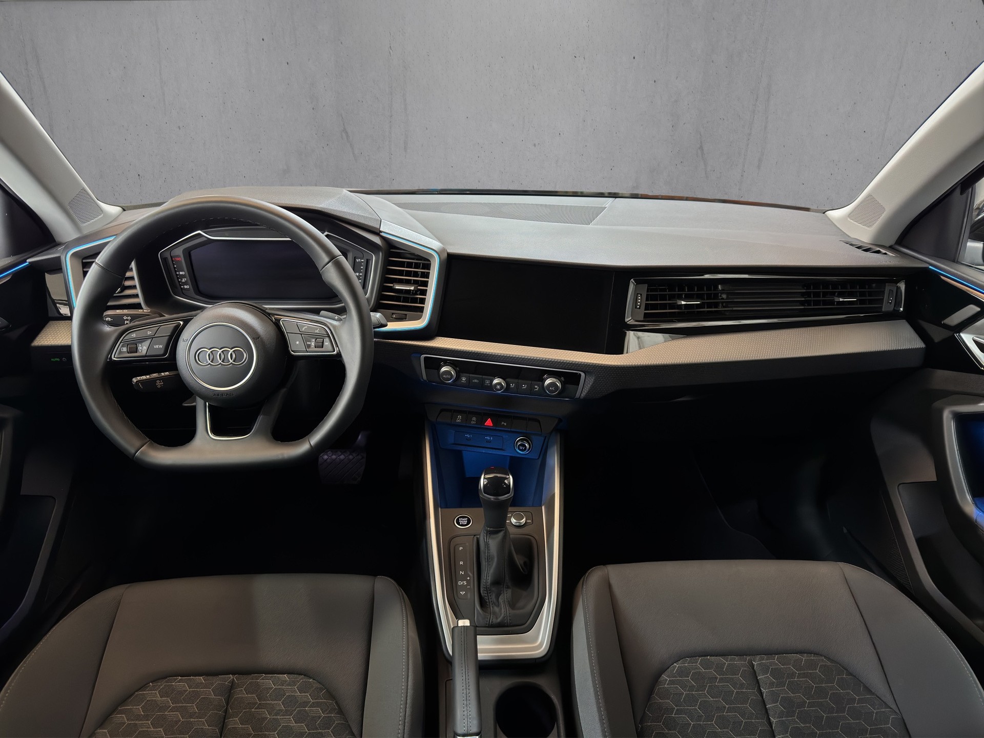 AUDI A1 Sportback 30 TFSI S Line S-tronic Black Edition "RF.-Kamera-Keyless"-image-10