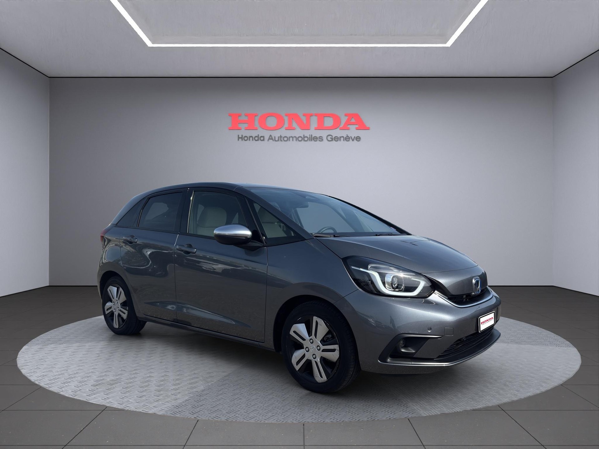 HONDA Jazz 1.5 i-MMD Executive-showroom-element-1