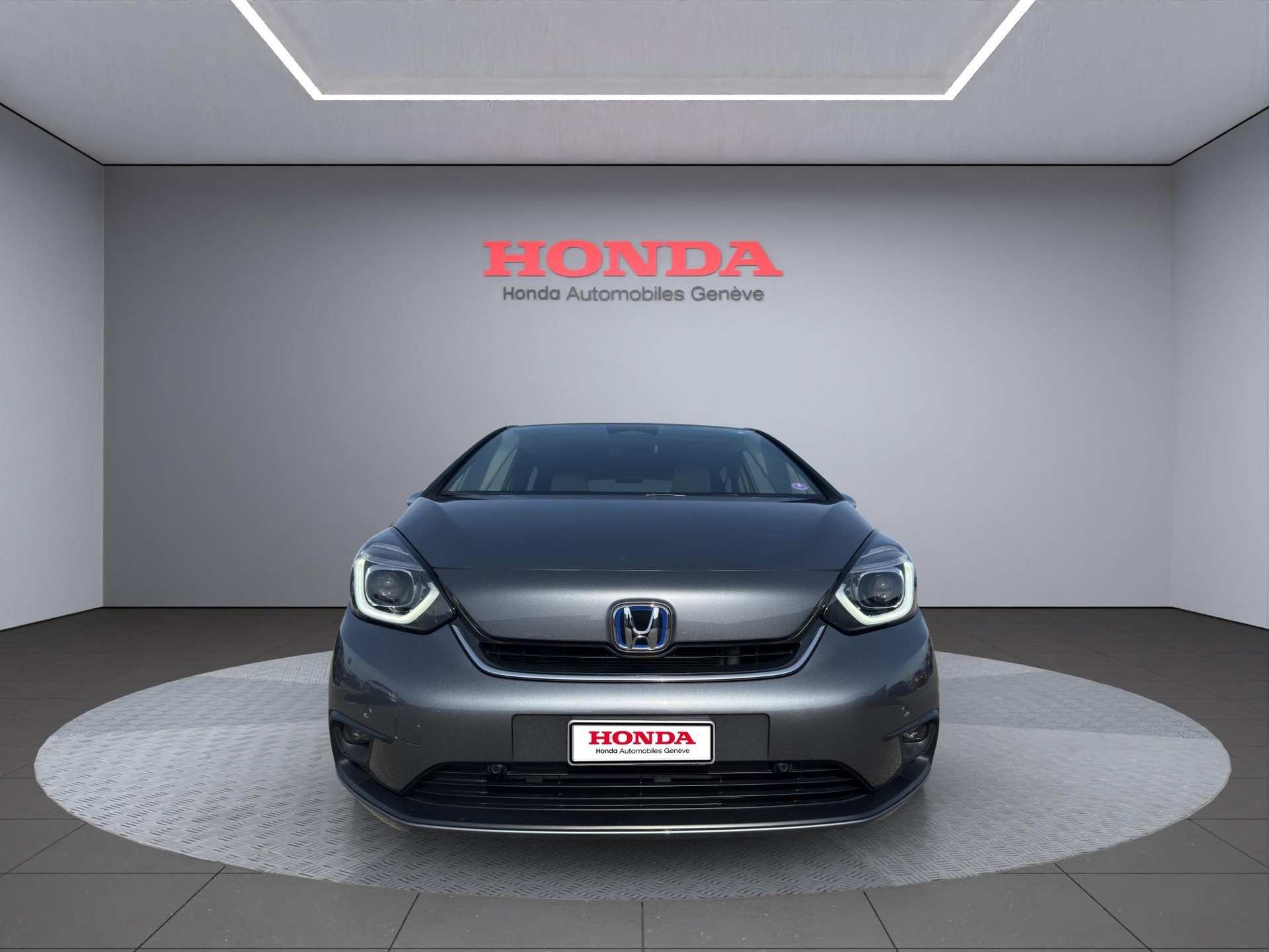 HONDA Jazz 1.5 i-MMD Executive-showroom-element-2