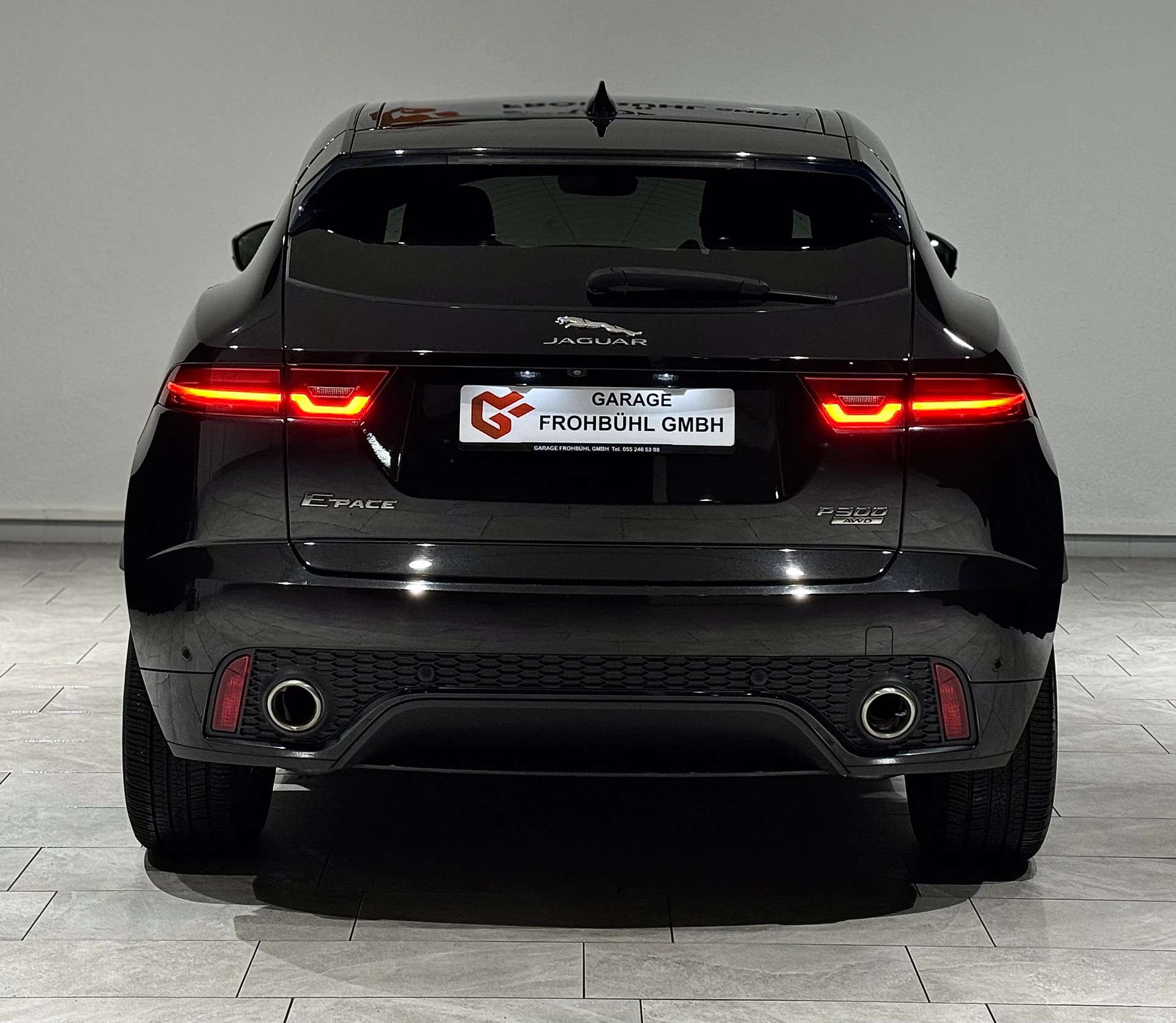 JAGUAR E-Pace 2.0 P300 R-Dynamic HSE AWD Automatik-image-5