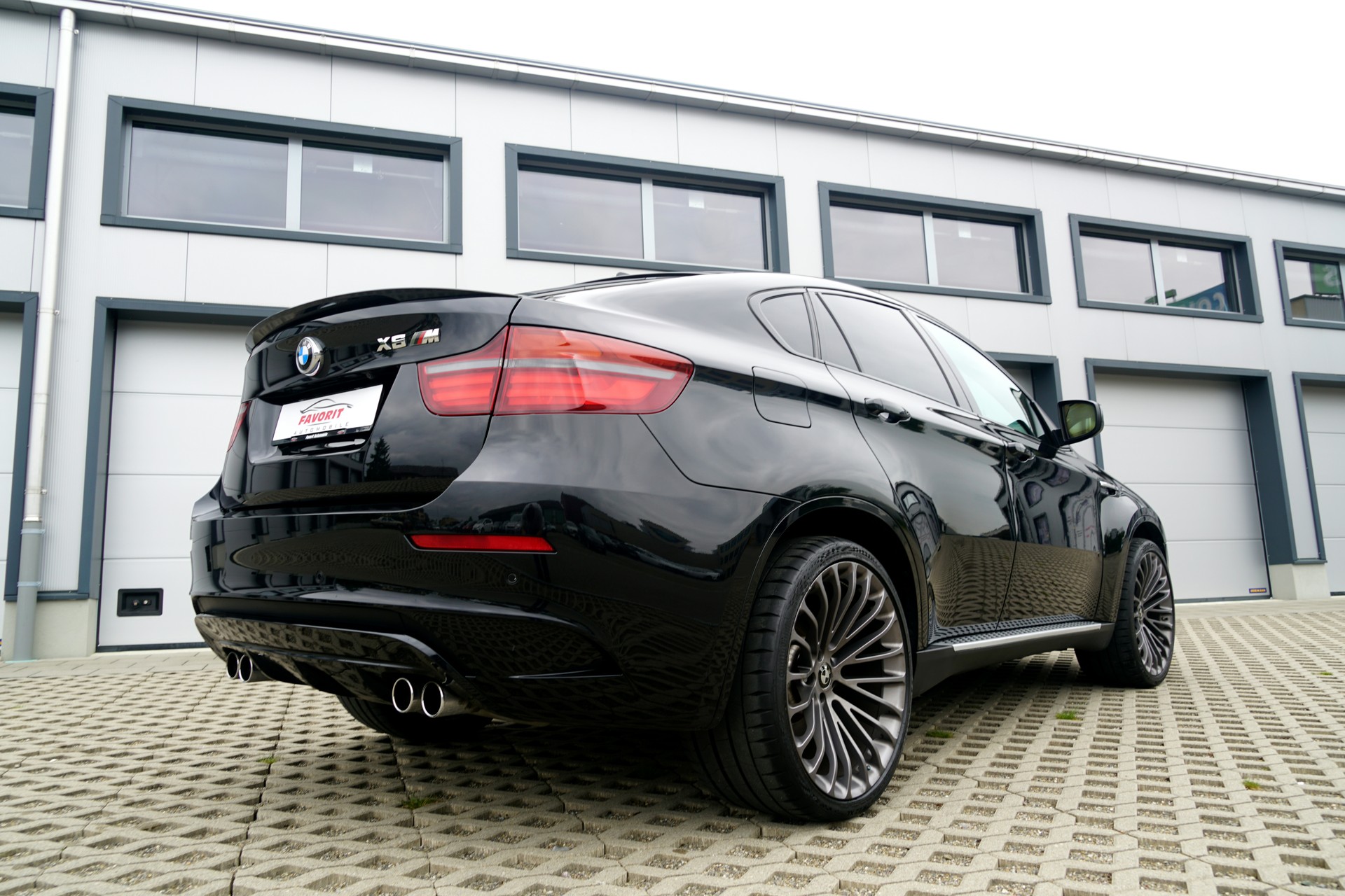 BMW X6 M Steptronic-image-11