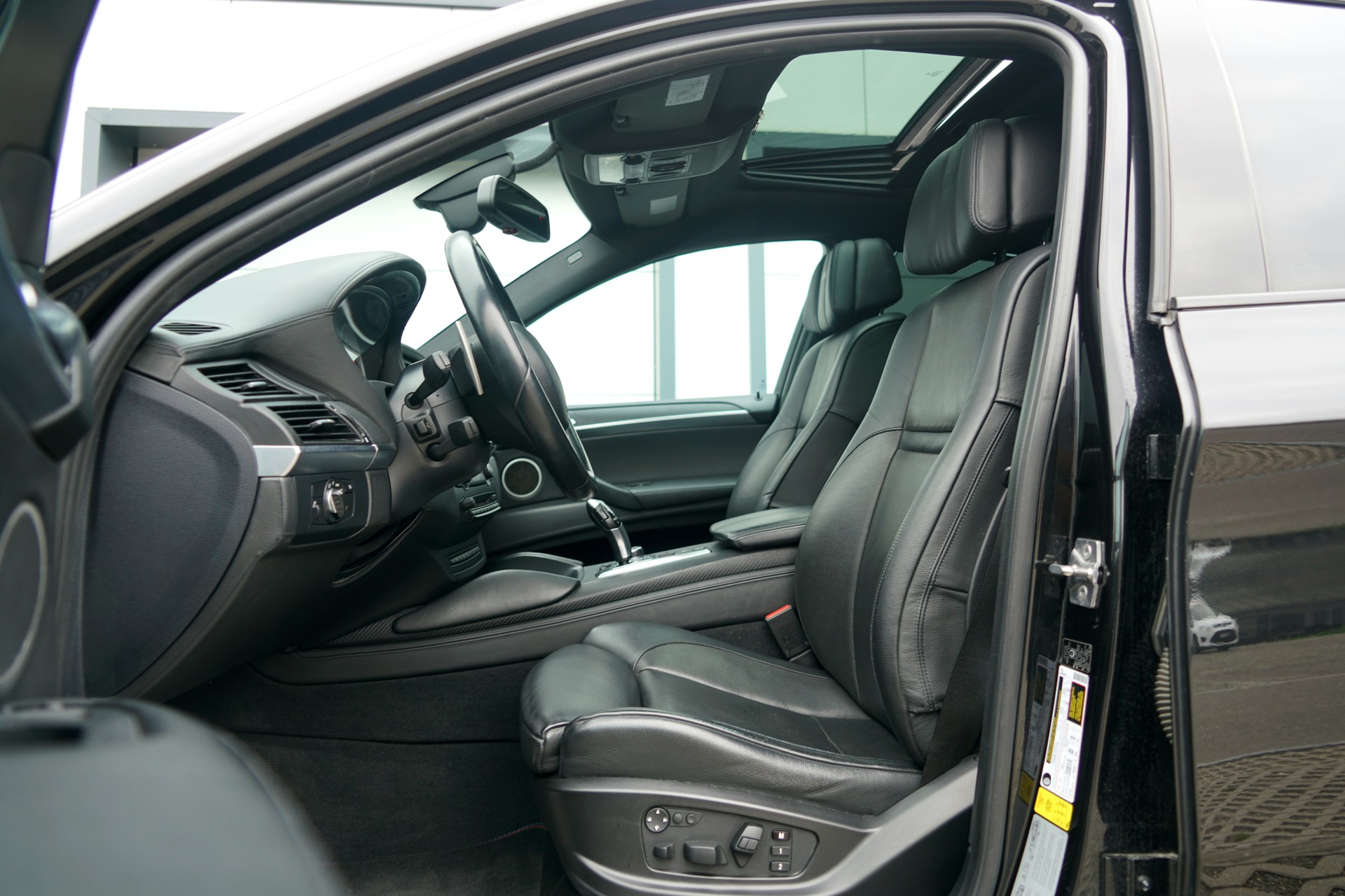 BMW X6 M Steptronic-image-5