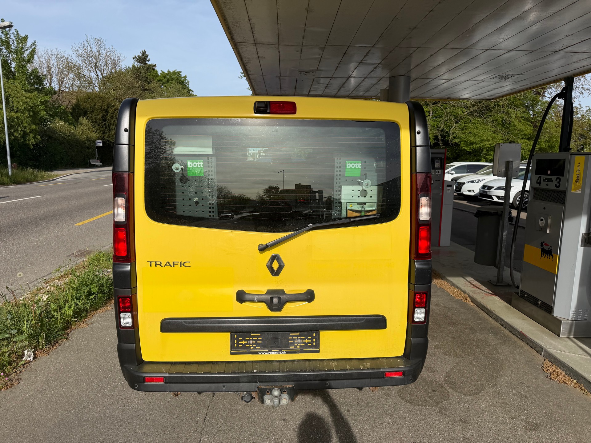RENAULT Trafic 2.0 ENERGY dCi145 3.0t Business L2H1 ** Navi * LED * Klimaanlage * Tempomat * PDC H * RF-Kamera * Ab MFK 02.2025-image-10