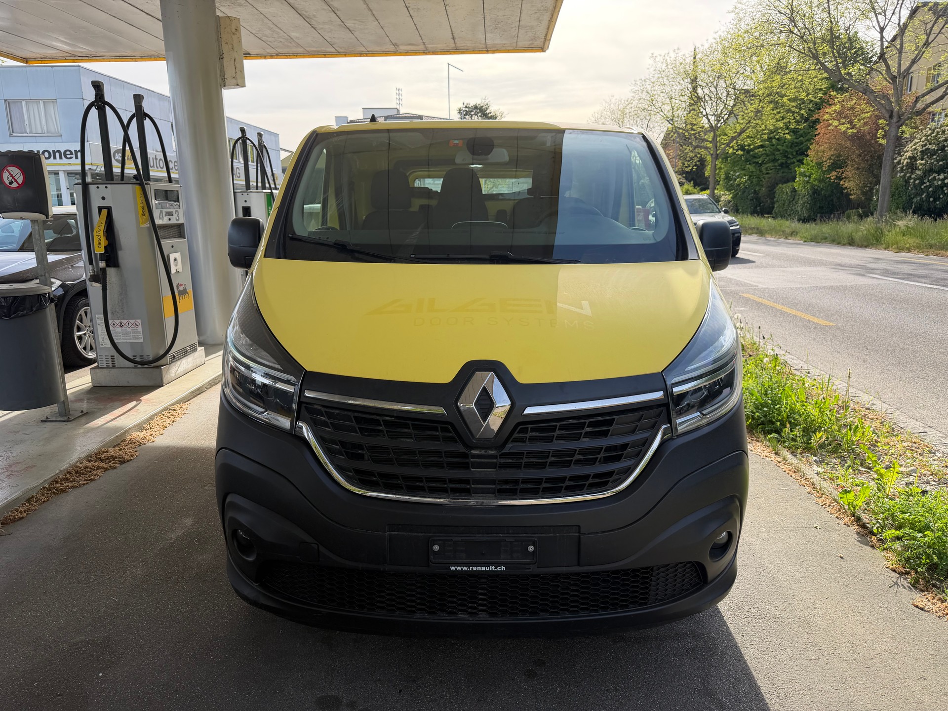 RENAULT Trafic 2.0 ENERGY dCi145 3.0t Business L2H1 ** Navi * LED * Klimaanlage * Tempomat * PDC H * RF-Kamera * Ab MFK 02.2025-image-1