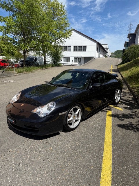 PORSCHE 911 Carrera-image-2