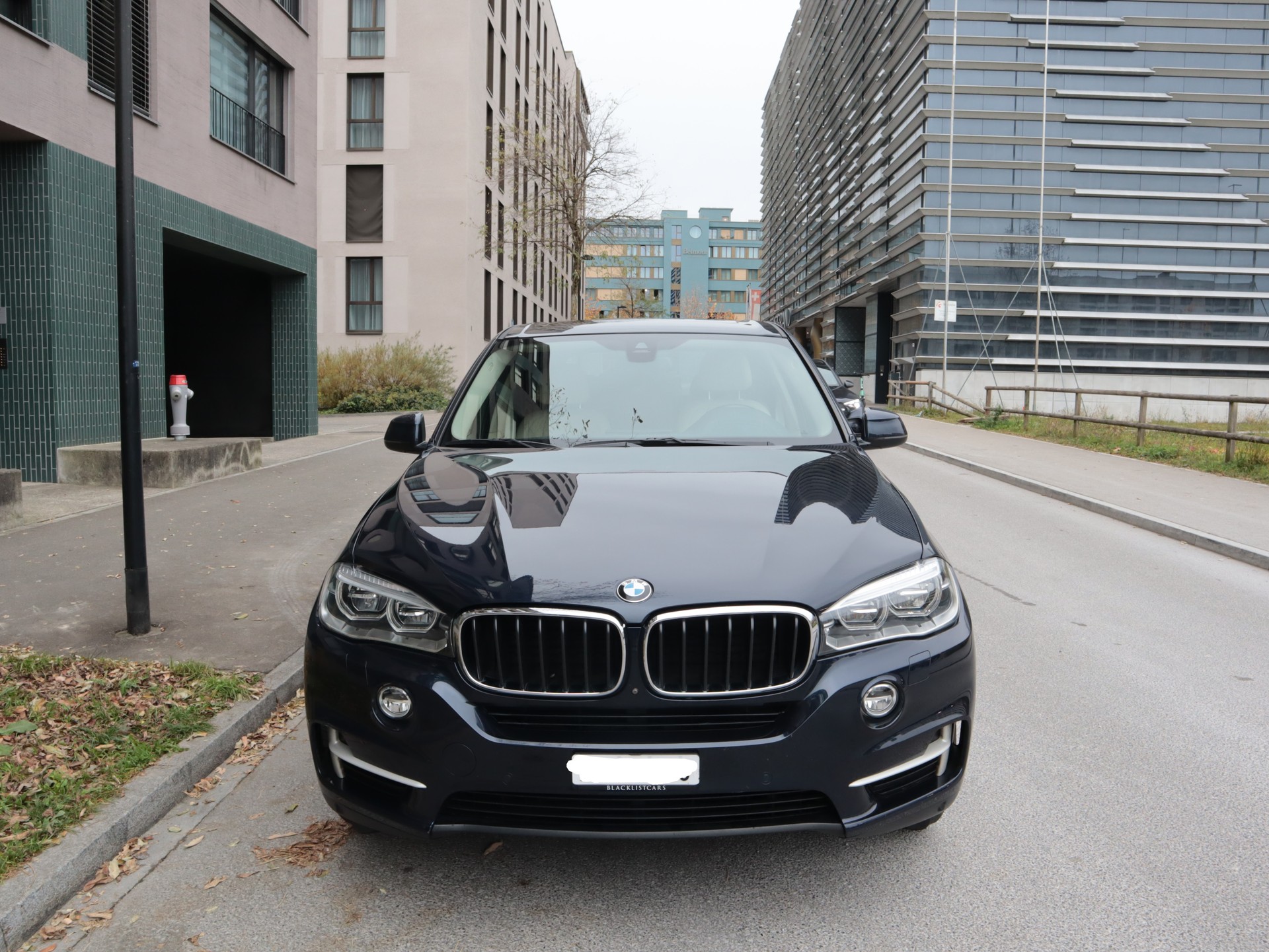 BMW 35i xDrive-image-1