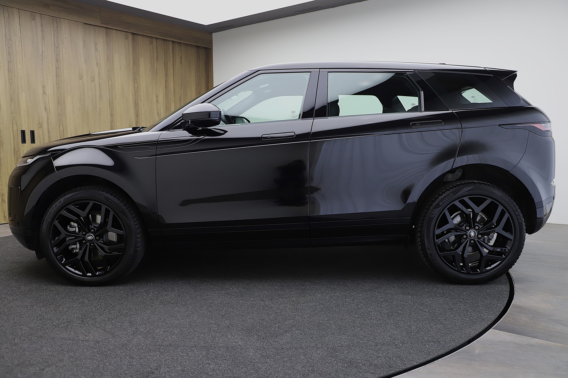 LAND ROVER Range Rover Evoque R-Dynamic P 200 SE AT9-image-2