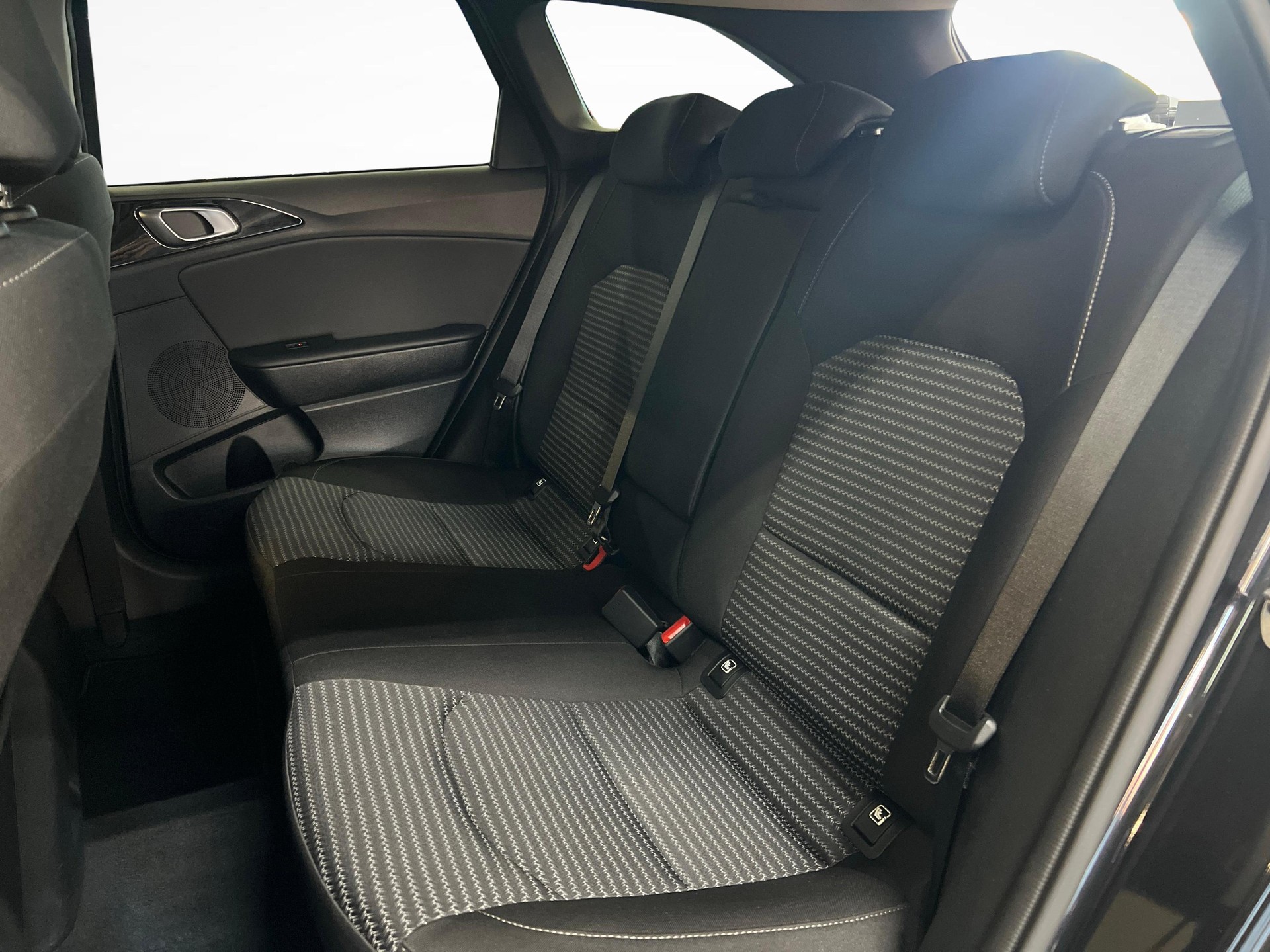 KIA Ceed SW 1.5 T-GDi Power-image-10
