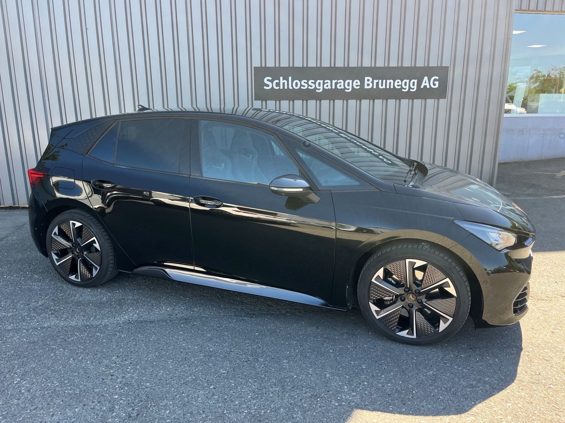 CUPRA Born 79 kWh VZ-image-1