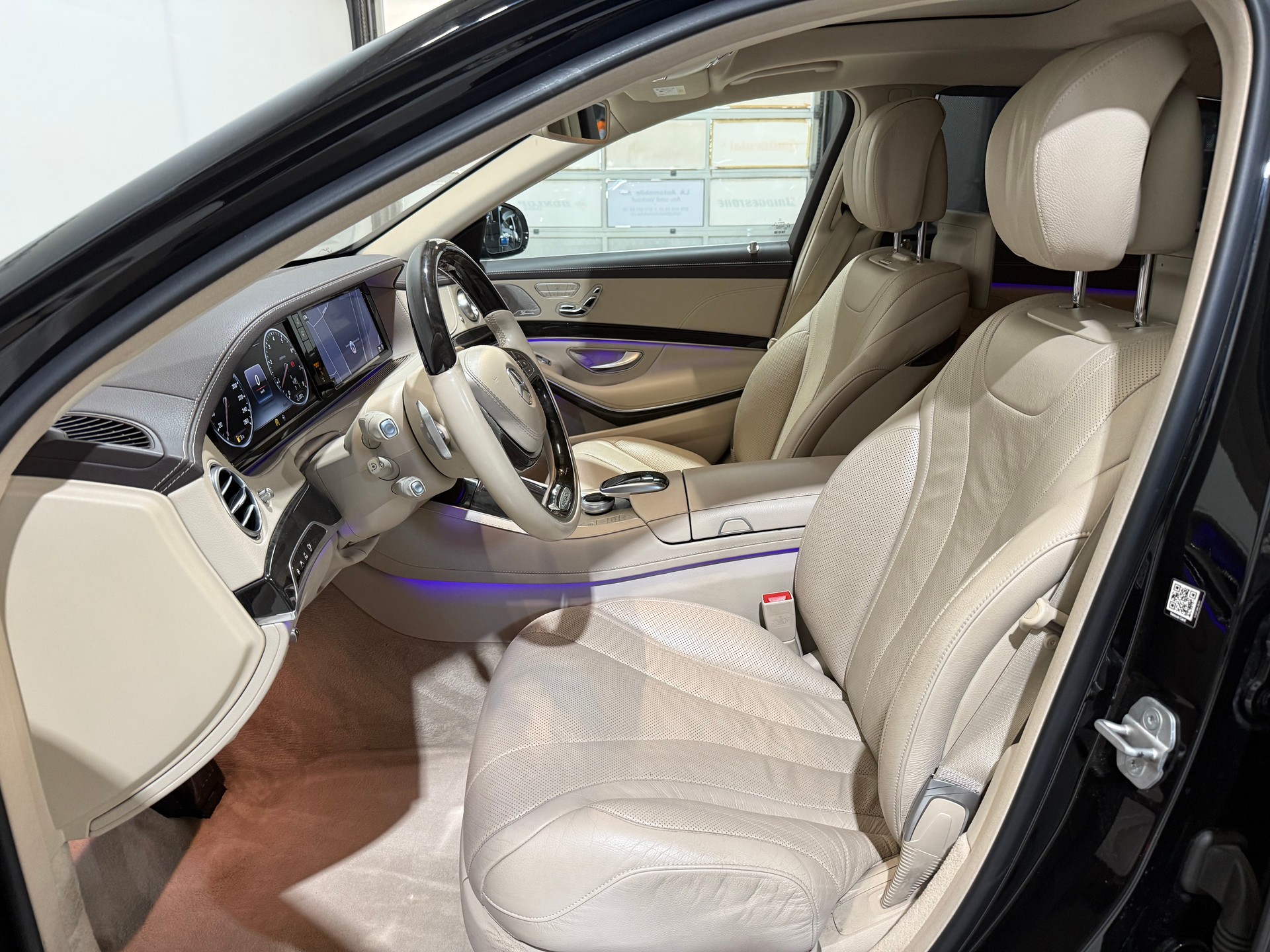 MERCEDES-BENZ S 500 Maybach 4Matic 9G-Tronic-image-11