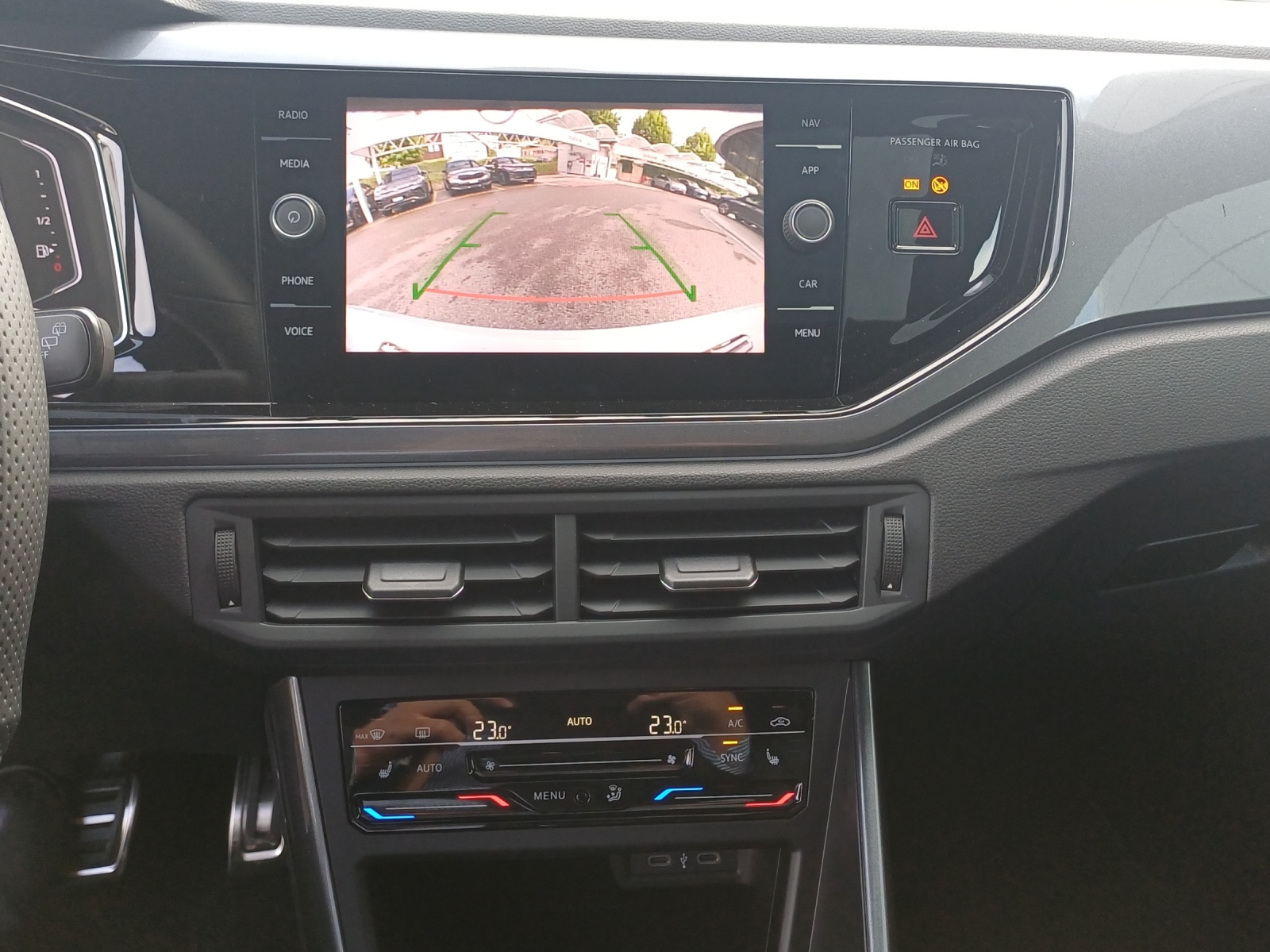 VW Polo 2.0 TSI GTI DSG-image-10