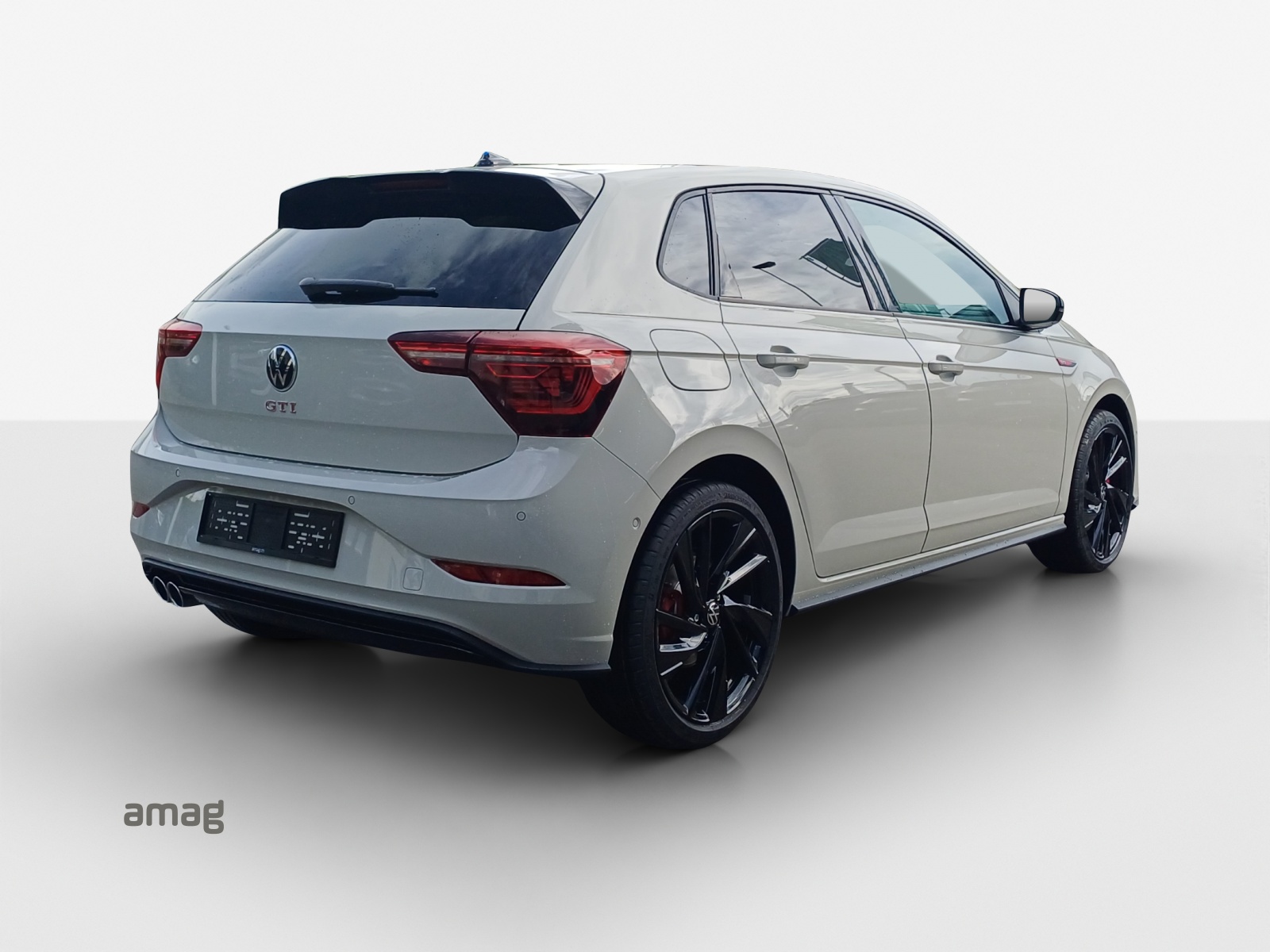 VW Polo 2.0 TSI GTI DSG-image-4