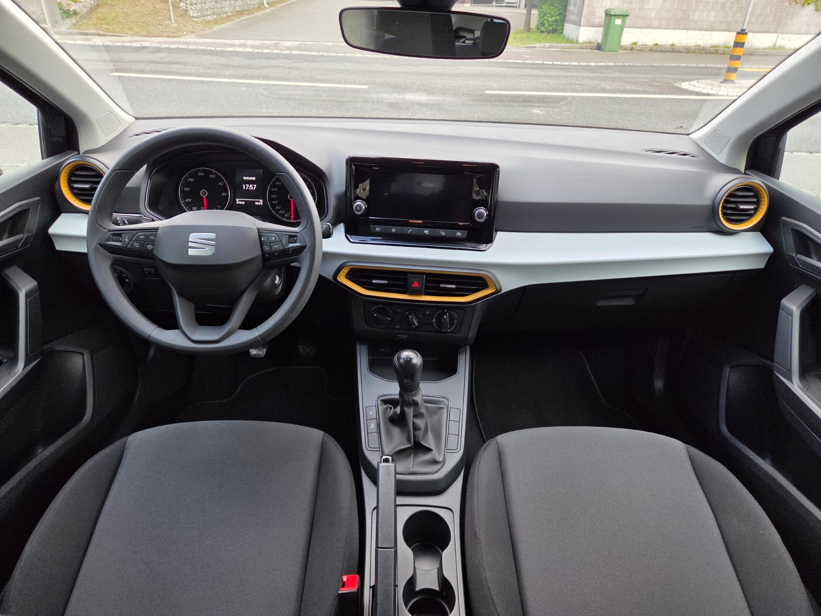 SEAT Ibiza 1.0 EcoTSI Reference-image-11