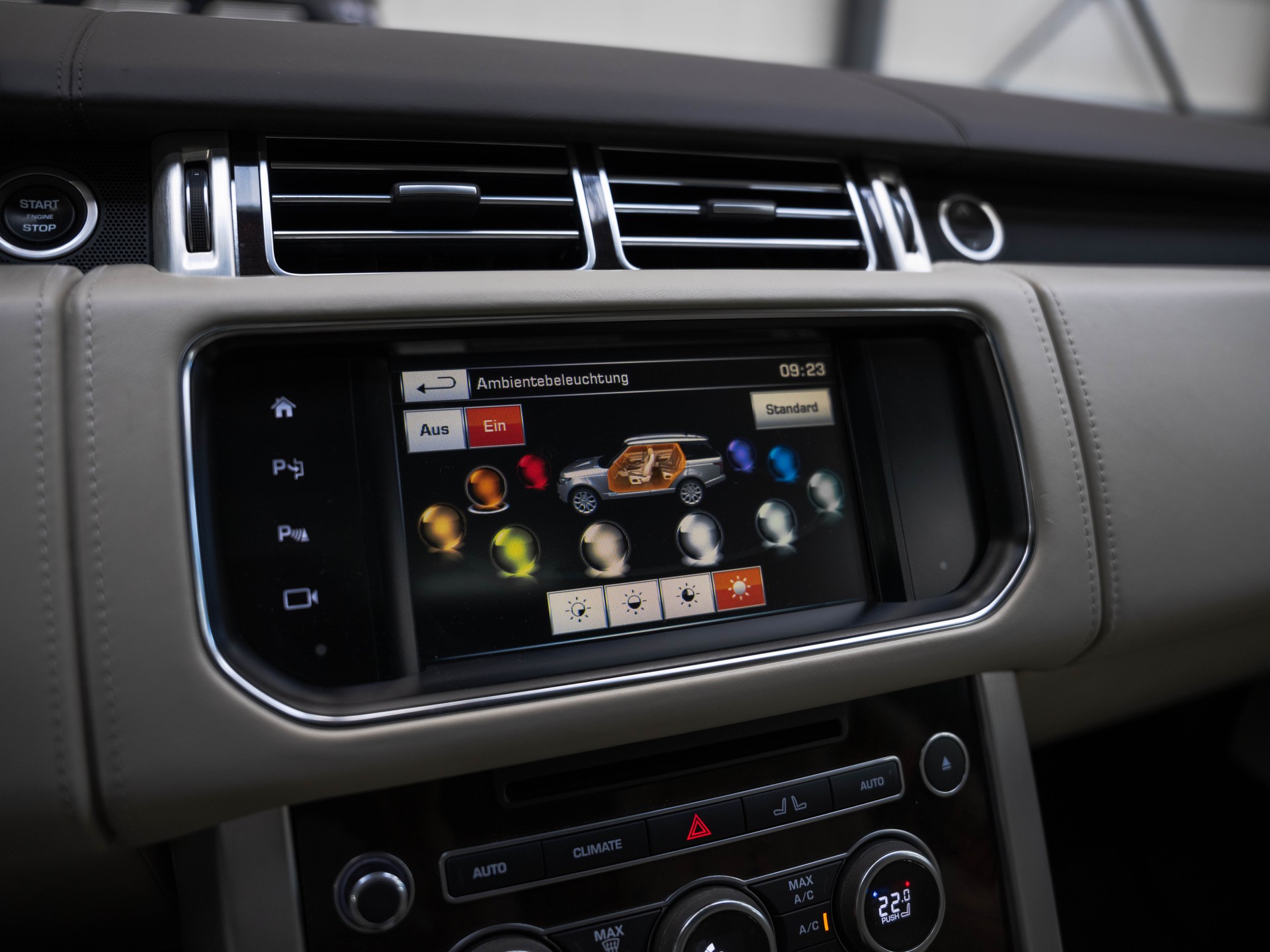 LAND ROVER Range Rover LWB 5.0 V8 SC Autobiography Automatic-image-26