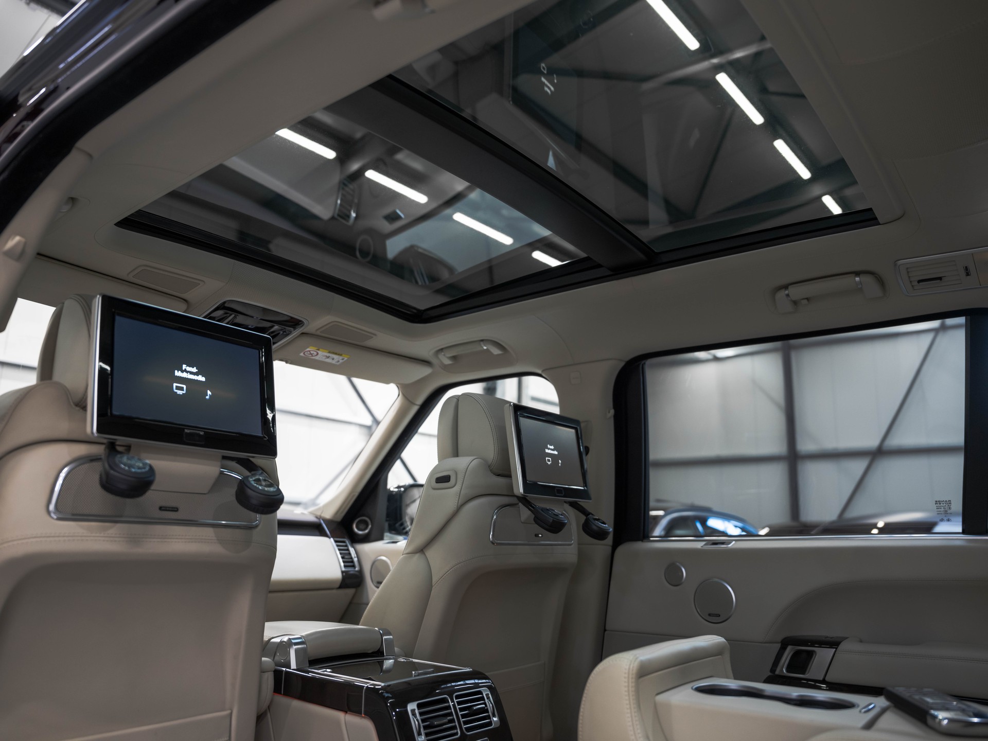 LAND ROVER Range Rover LWB 5.0 V8 SC Autobiography Automatic-image-11