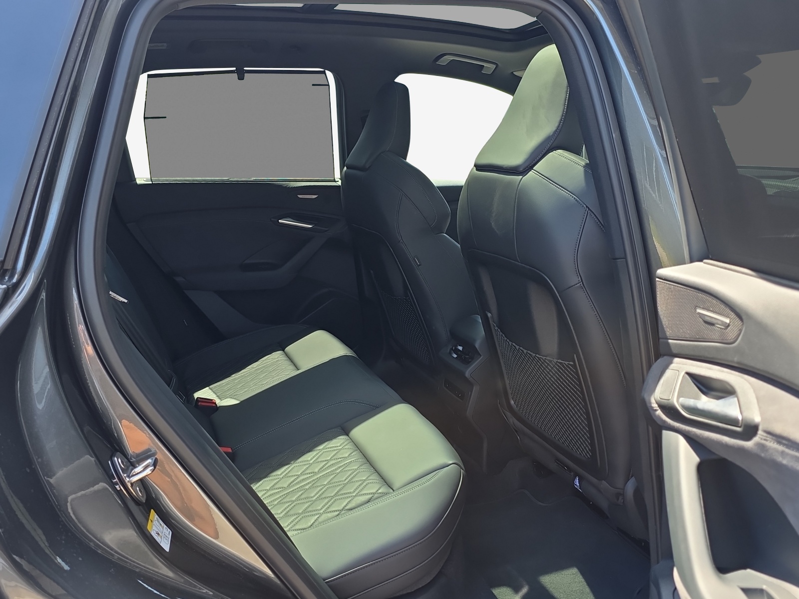 AUDI Q6 e-tron quattro-image-20